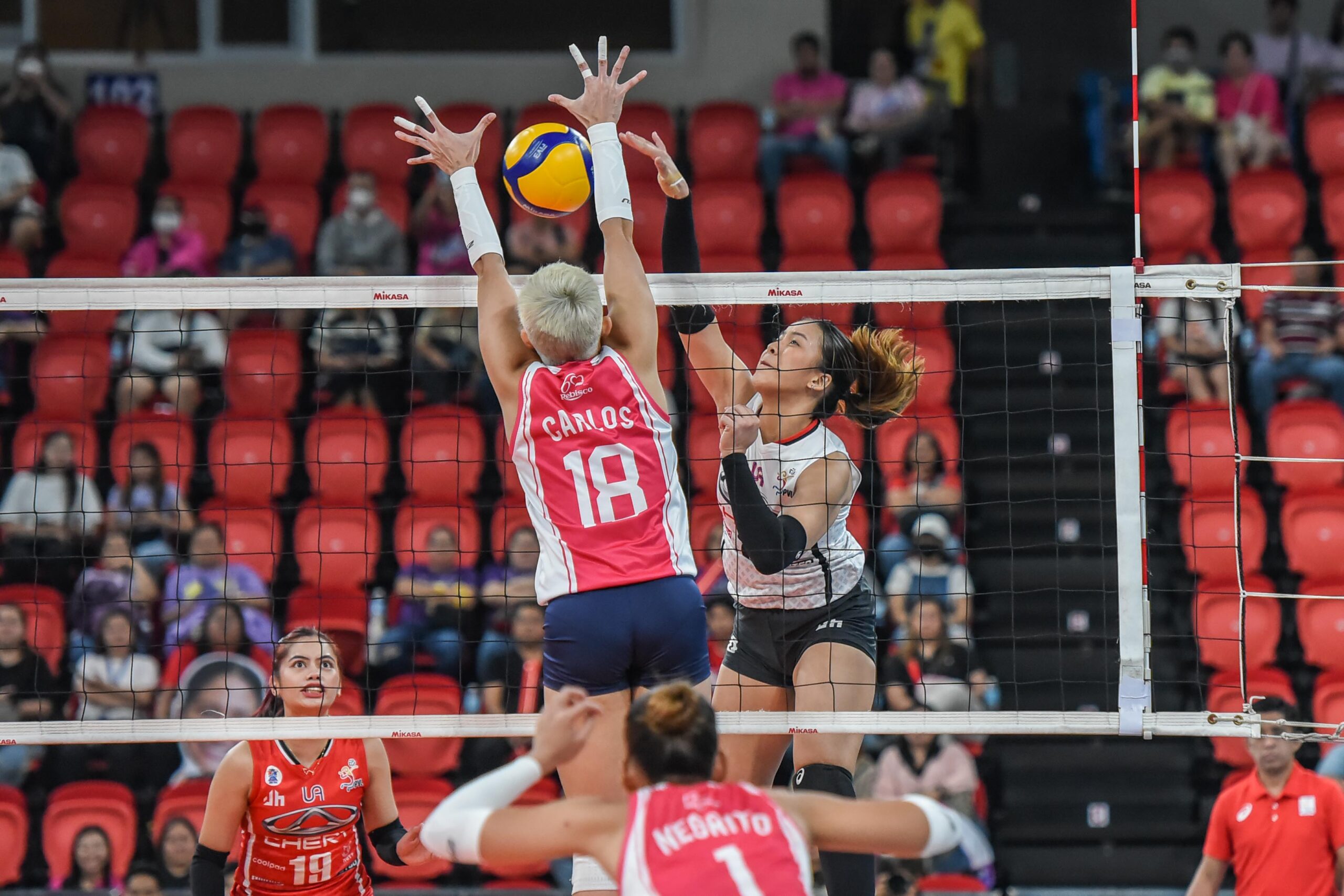 PVL-AFC-Semis-Creamline-vs.-Chery-Eya-Laure-1176-scaled PVL: Creamline continues Chery Tiggo woes, moves to cusp of Finals return News PVL Volleyball - philippine sports news