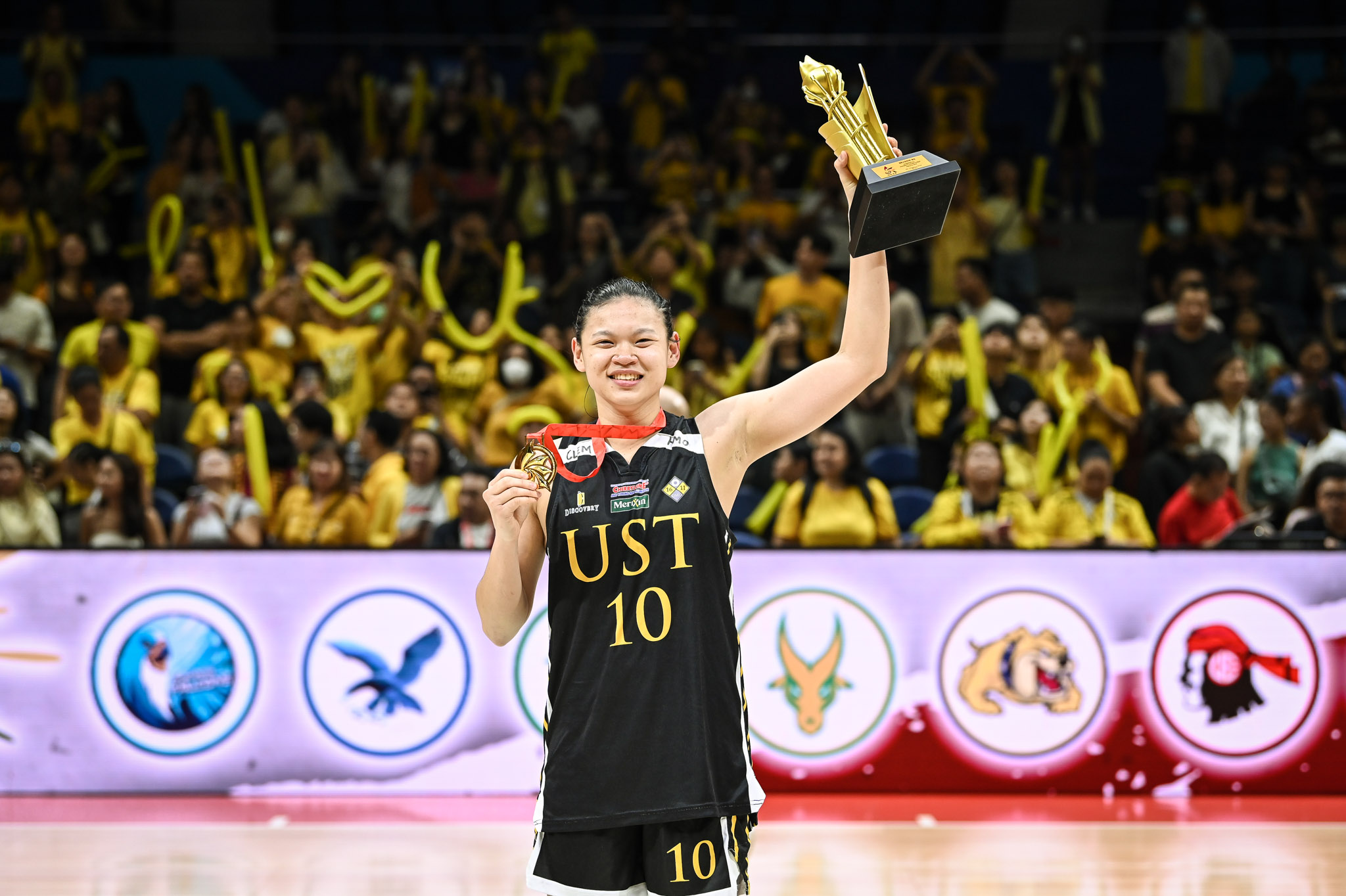 UAAP86-WBB-Awarding-Finals-MVP-Tantoy-Ferrer-5398 Nikki Villasin, UST end NU's UAAP women's basketball dynasty Basketball News NU UAAP UST - philippine sports news