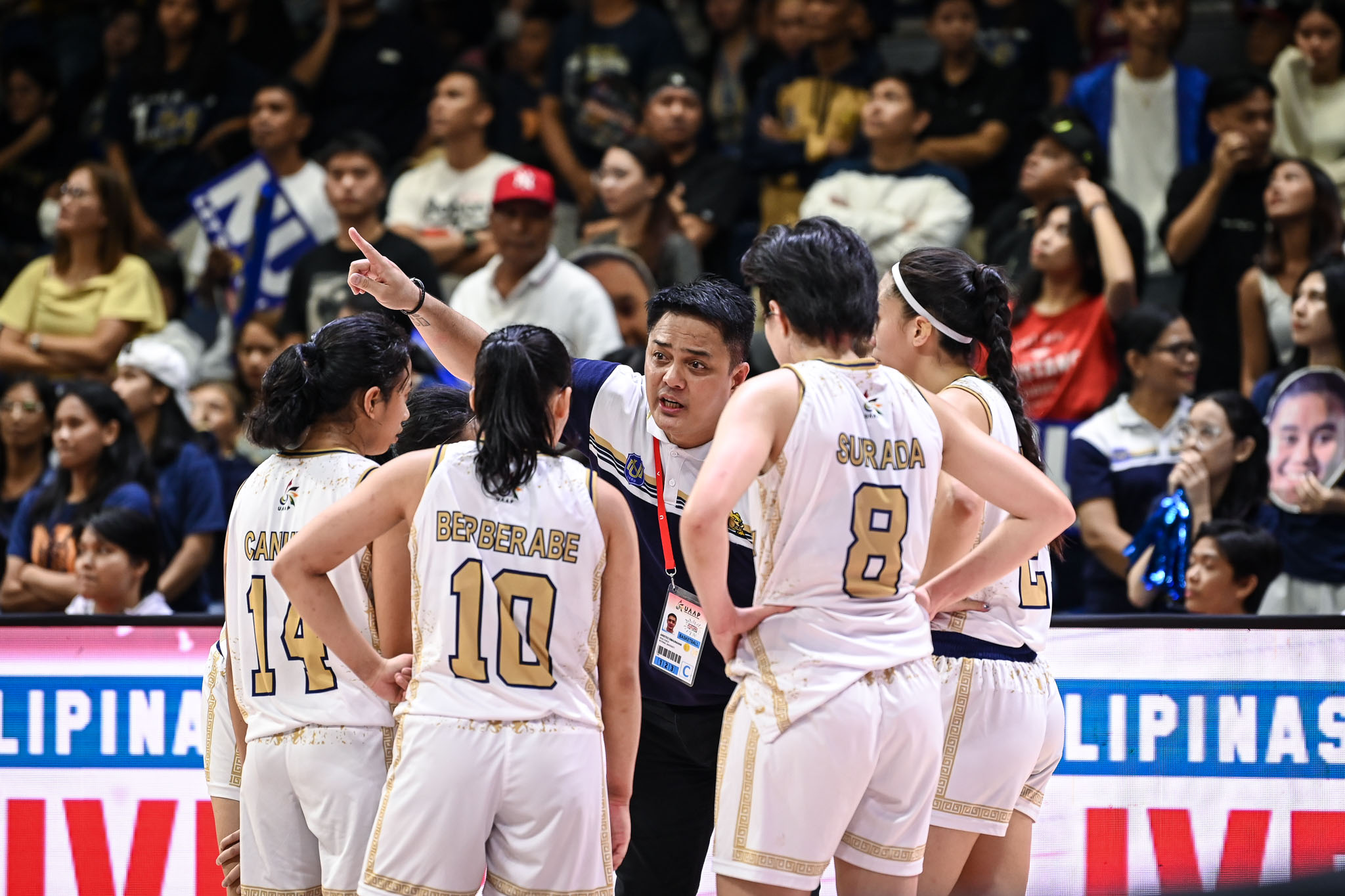 UAAP86-WBB-Finals-G3-Coach-Aris-Dimaunahan-5002 Nikki Villasin, UST end NU's UAAP women's basketball dynasty Basketball News NU UAAP UST - philippine sports news