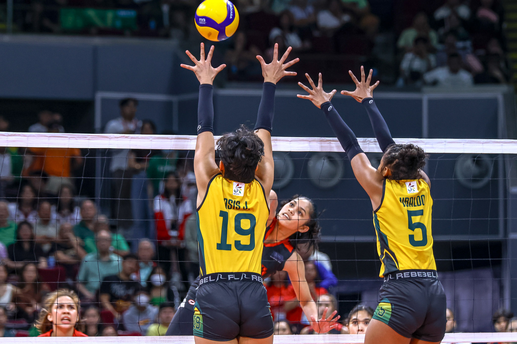 UAAP86-Womens-Volleyball-Casley-Monique-Dongalio-3 Casiey Dongallo credits long-time setter Kizzie Madriaga for record-breaking performance News UAAP UE Volleyball - philippine sports news