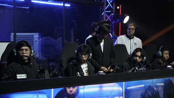 The Blacklist International team focuses in order to edge out AP.Bren in the MPL PH Season 13