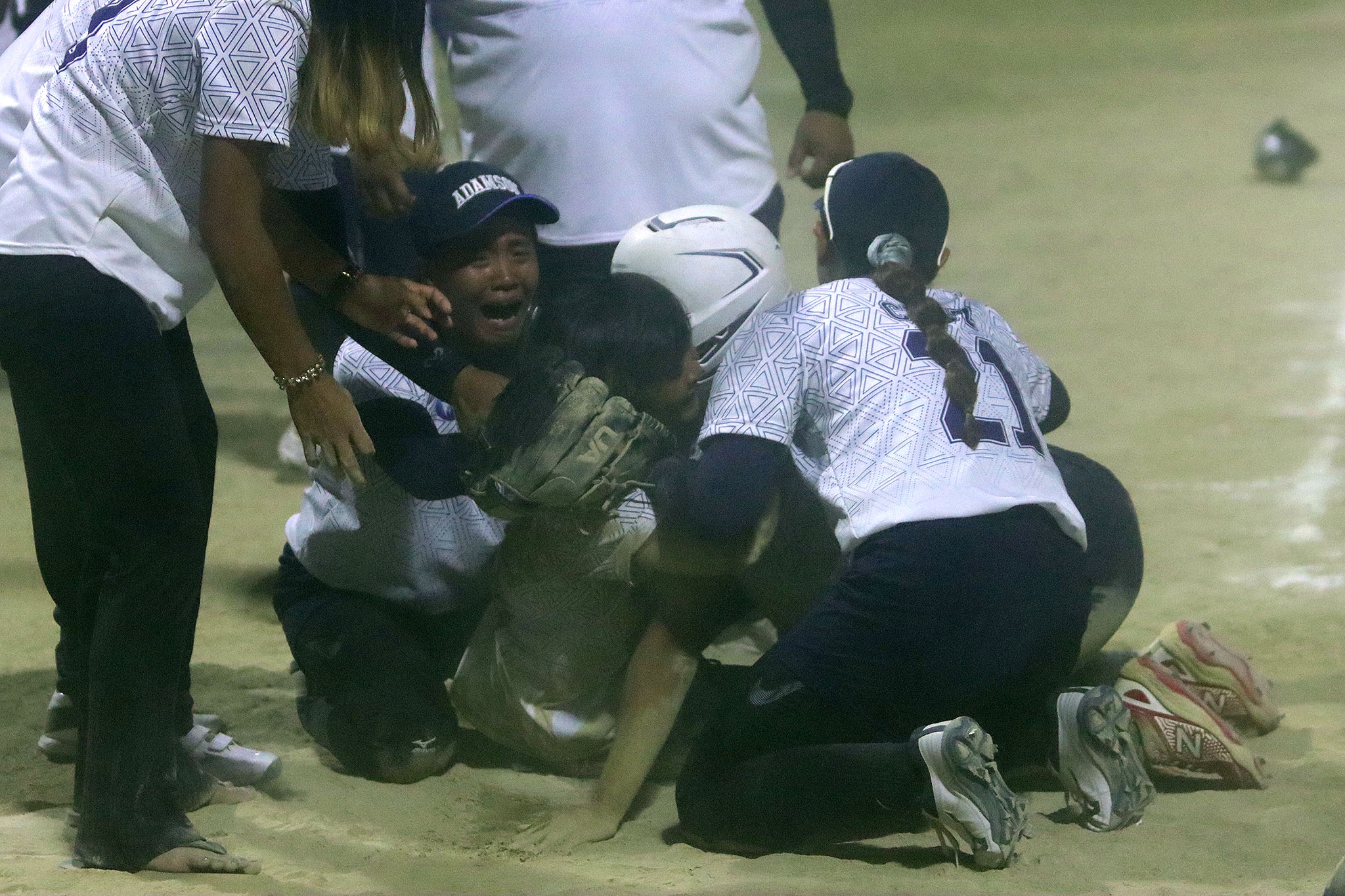 UAAP-86-Softball-Adamson-win-2 Adamson annexes 11th straight UAAP Softball crown in dramatic comeback AdU News Softball UAAP UP - philippine sports news