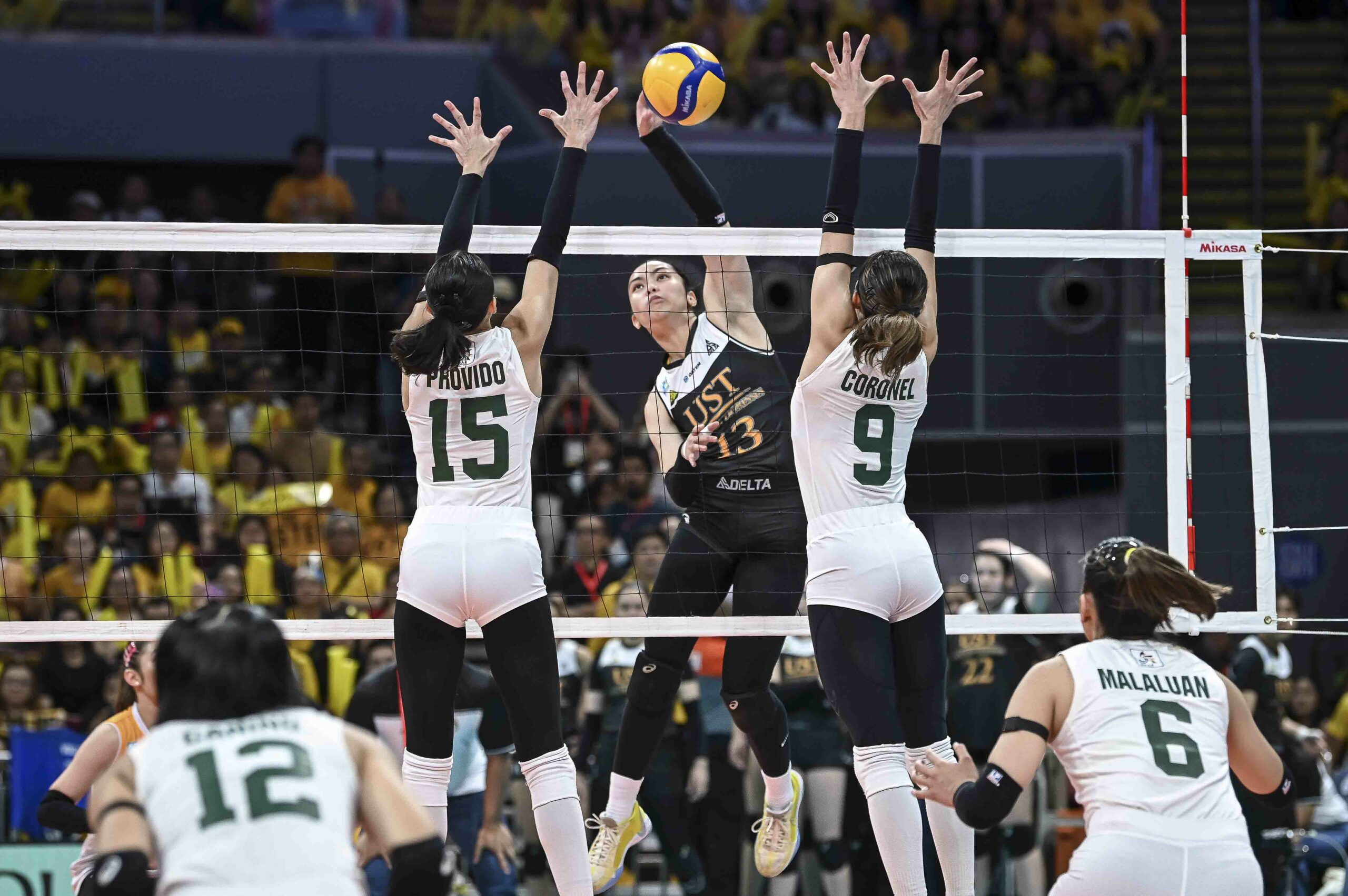 UAAP86-MVB-Jonna-Perdido--scaled Lefties Jurado, Perdido carry torch of Maizo's legend in quest for UST volleyball glory News UAAP UST Volleyball - philippine sports news