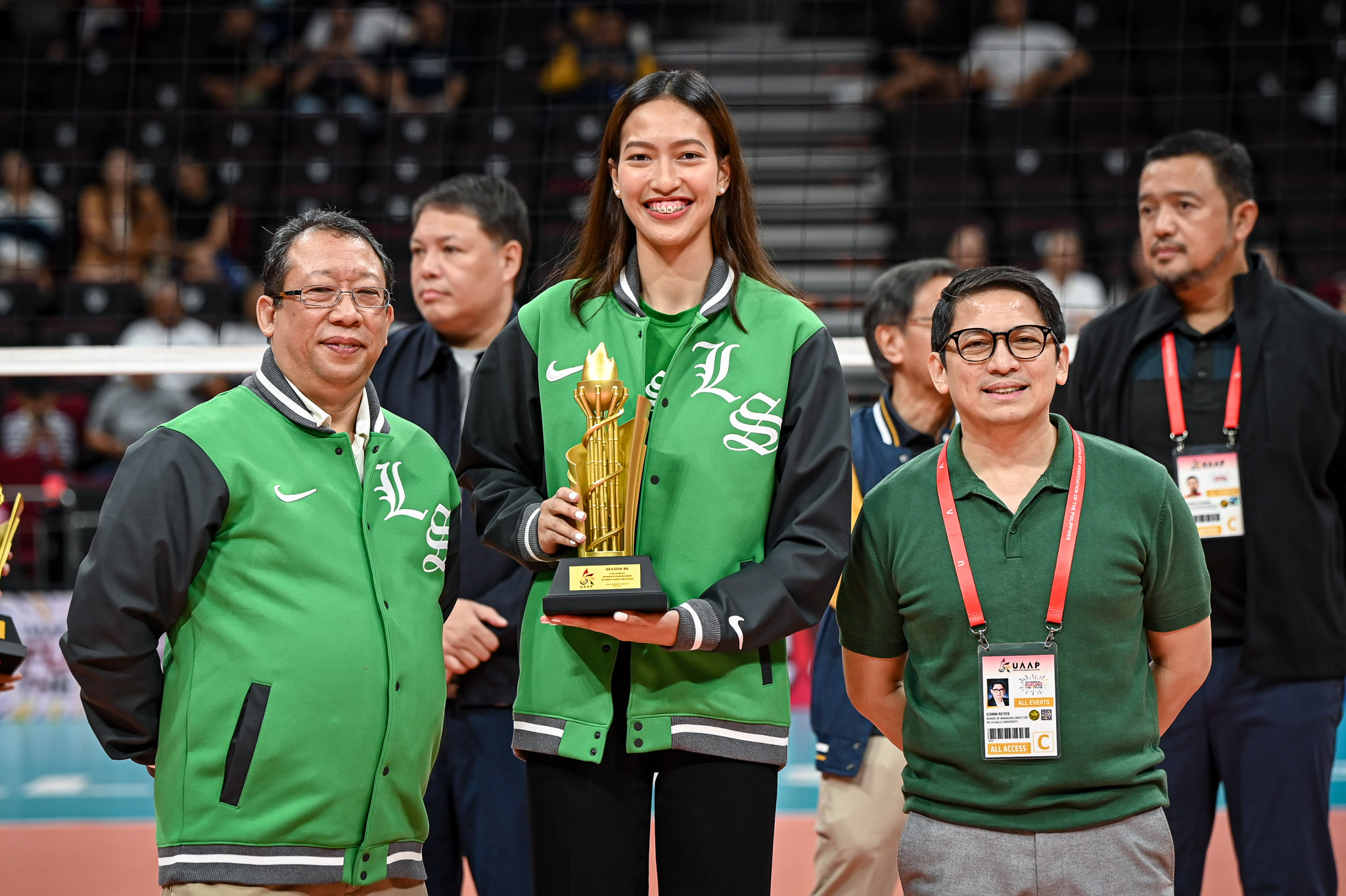 UAAP86-WVB-1ST-BEST-MIDDLE-BLOCKER-THEA-GAGATE-3604 Bella Belen claims 2nd UAAP Women's Volleyball MVP title DLSU News NU UAAP UP UST Volleyball - philippine sports news