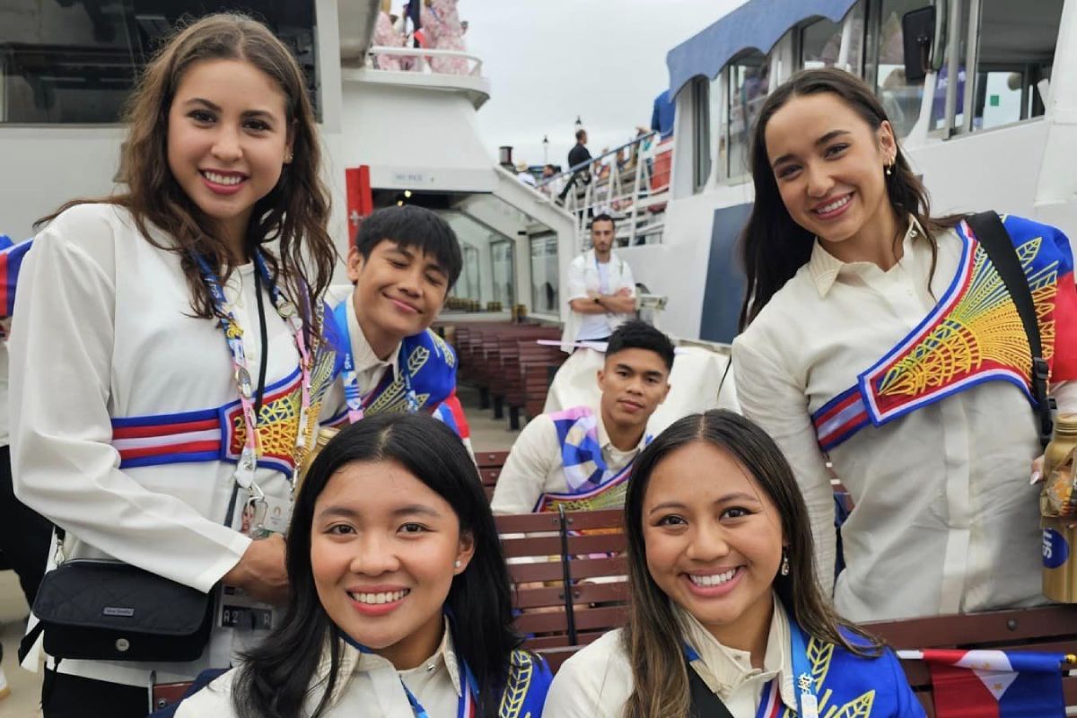 2024-Paris-Games-Opening-Ceremony-PH Team Philippines shines during 'risque' Paris 2024 opening 2024 Summer Olympics News - philippine sports news