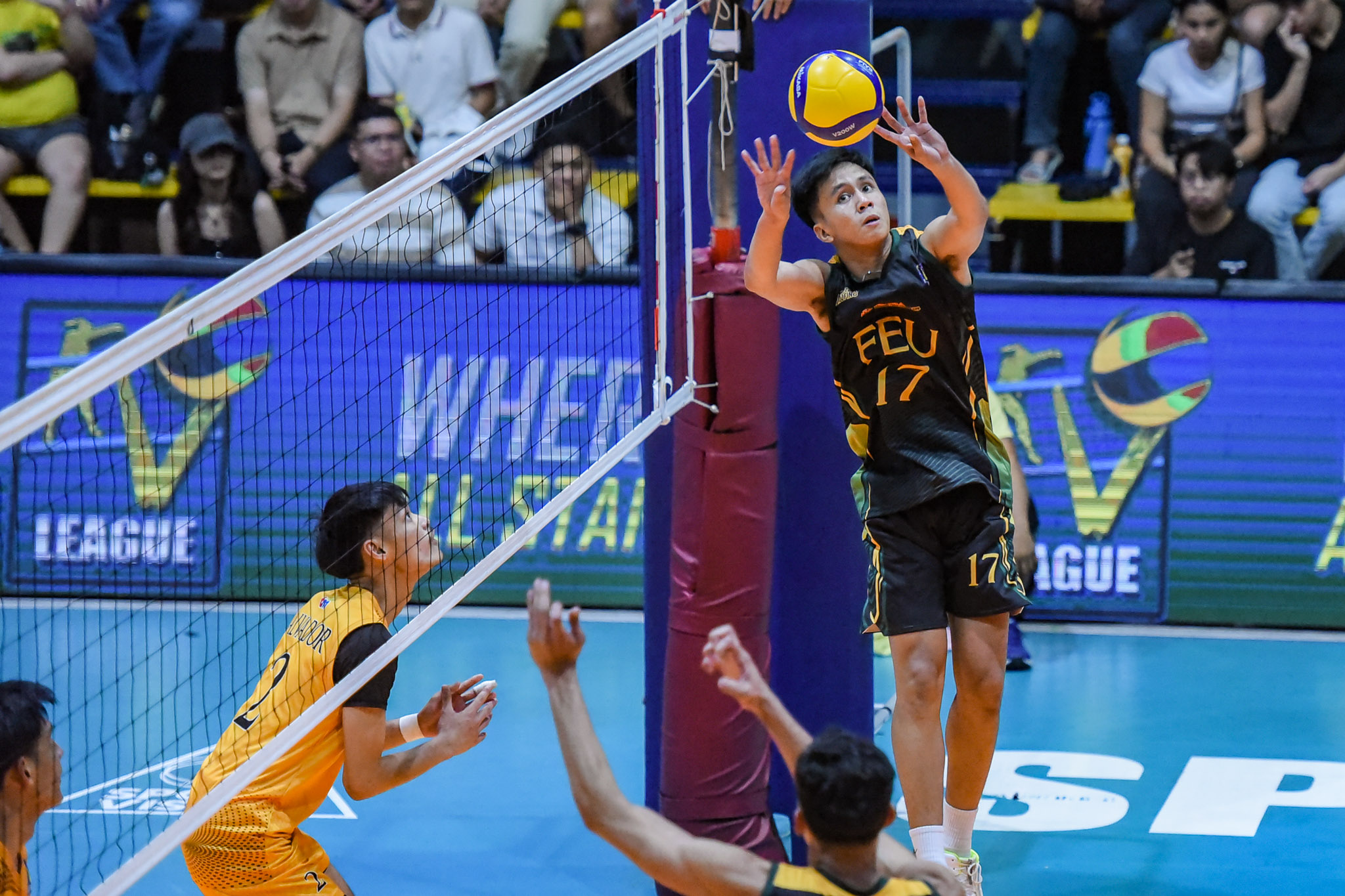 V-League-2024-FEU-vs.-UST-Benny-Martinez-3773 NU overcomes errors, Perpetual in 4 in V-League battle of champions FEU News NU UPHSD UST V-League Volleyball - philippine sports news