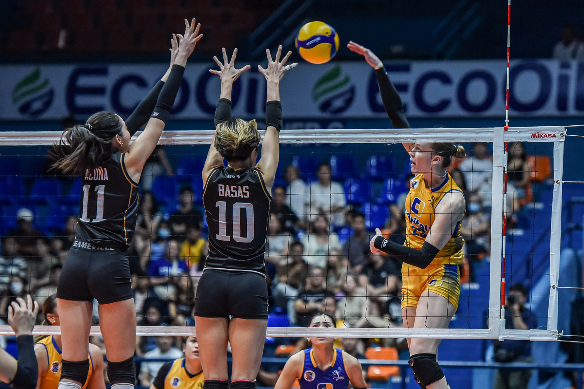 PVL-RC-2024-Cignal-vs.-Capital1-Marina-Tushova-0994 Cignal overcomes Tushova's 50-point explosion to secure PVL semis spot News PVL Volleyball - philippine sports news