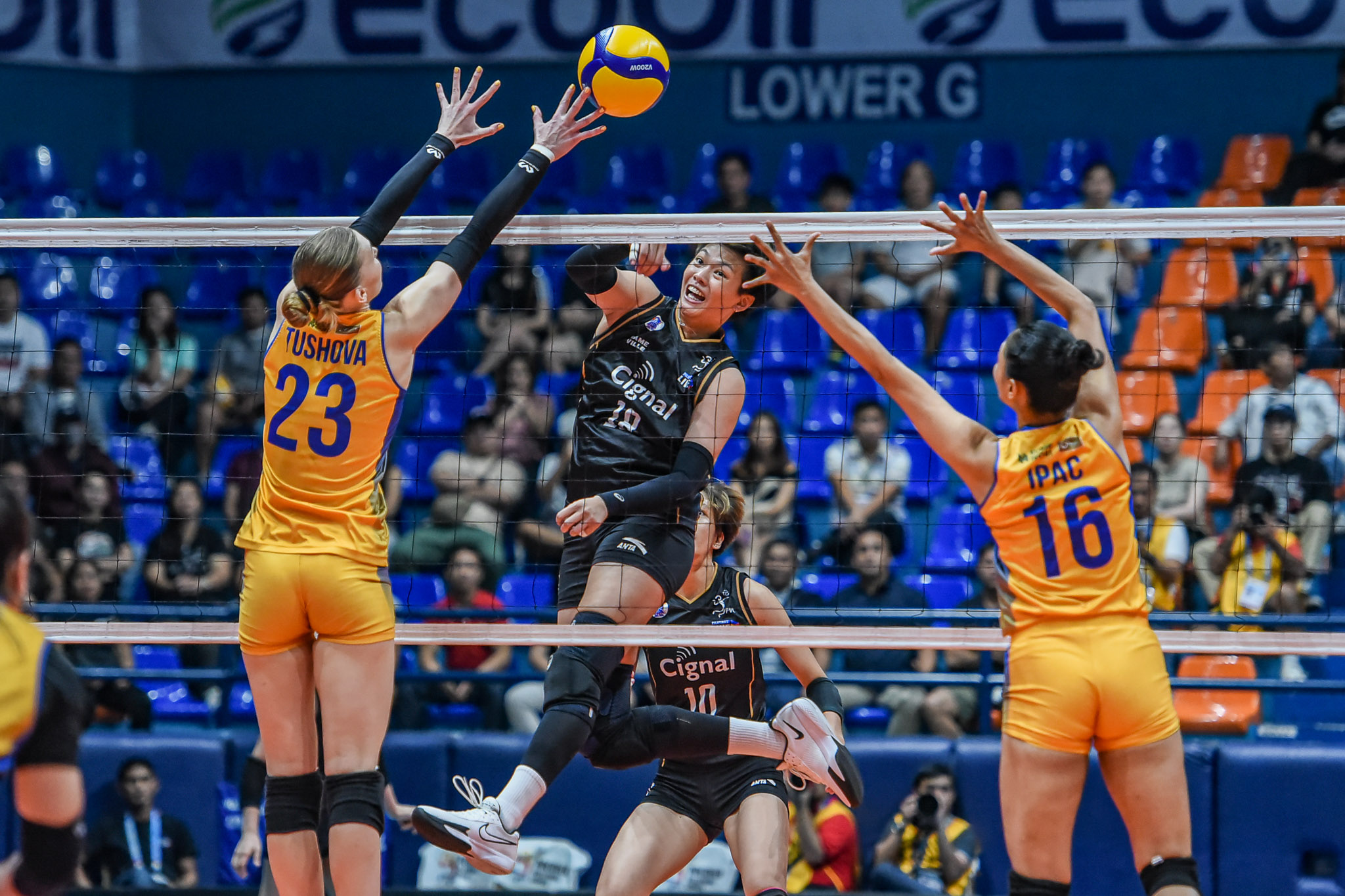 PVL-RC-2024-Cignal-vs.-Capital1-Ria-Meneses-0393 Cignal overcomes Tushova's 50-point explosion to secure PVL semis spot News PVL Volleyball - philippine sports news