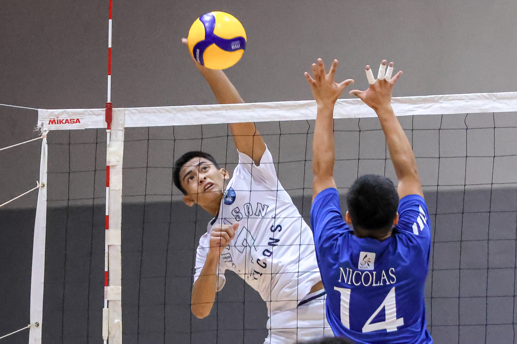 UAAP-S87-HSVB-ADU-vs-ATENEO-Jims-Ducusin-2 UAAP Boys Volleyball: UE rallies after tough start, dominates DLSZ in straight sets ADMU AdU DLSU News UAAP UE Volleyball - philippine sports news