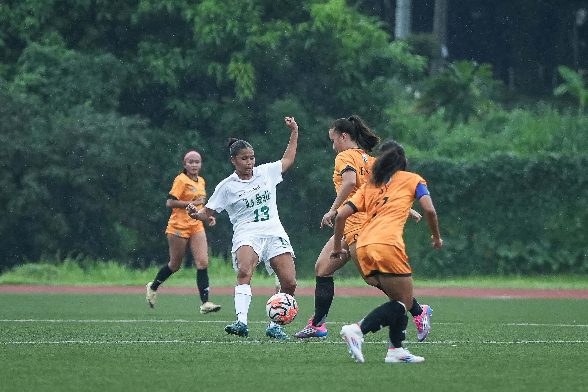 UAAP-S87-WFB-Arantxa-Trebol-03651 UAAP Women's Football: Trebol, Tanjangco deliver as La Salle blanks UST to open campaign DLSU Football News UAAP UST - philippine sports news
