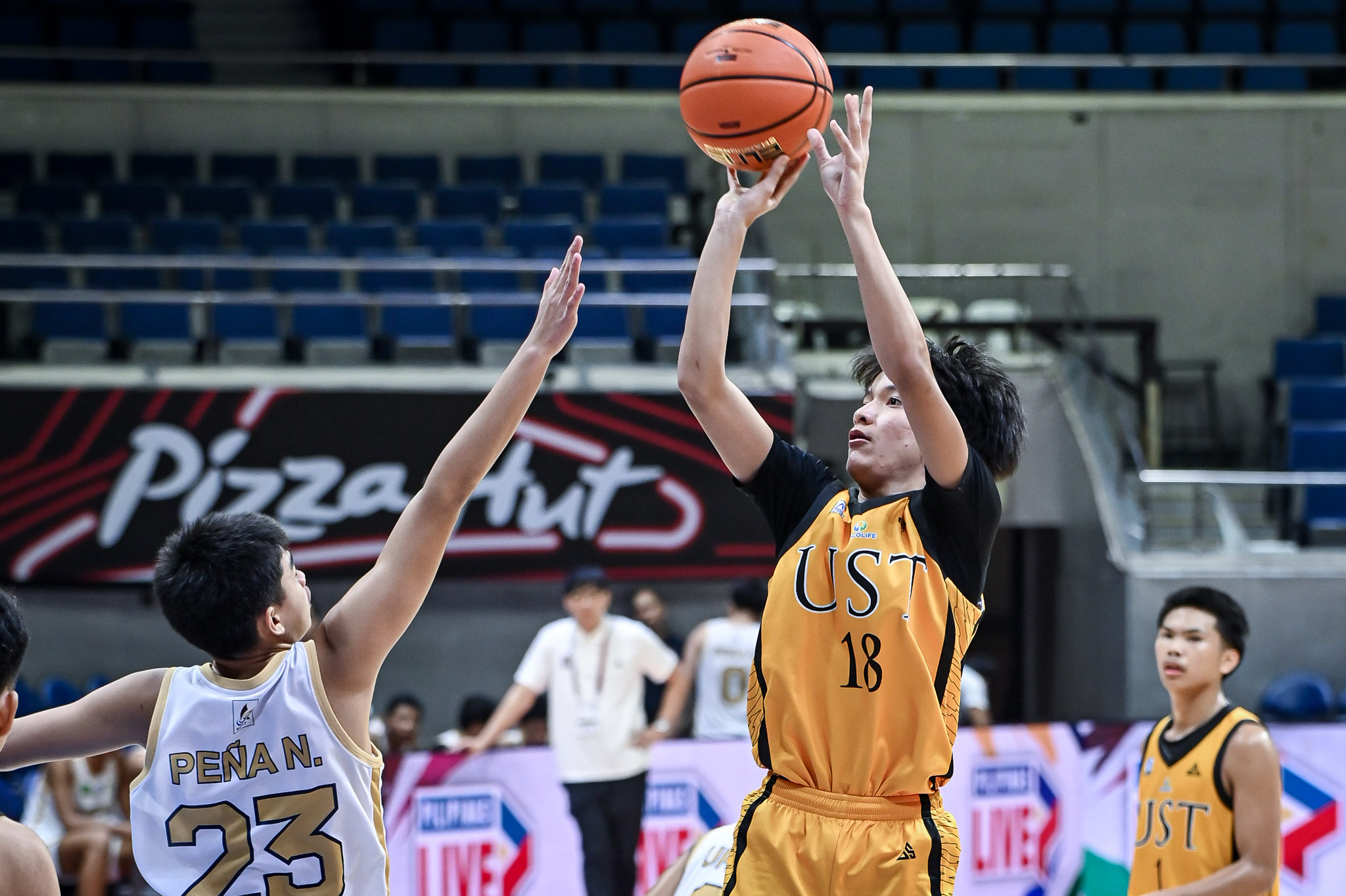 UAAP87-JHSBB-DUSTIN-BATHAN-7110 Andwele Cabanero embraces new dynamic with Jhon Canapi, Dustin Bathan at UST Basketball News UAAP UST - philippine sports news