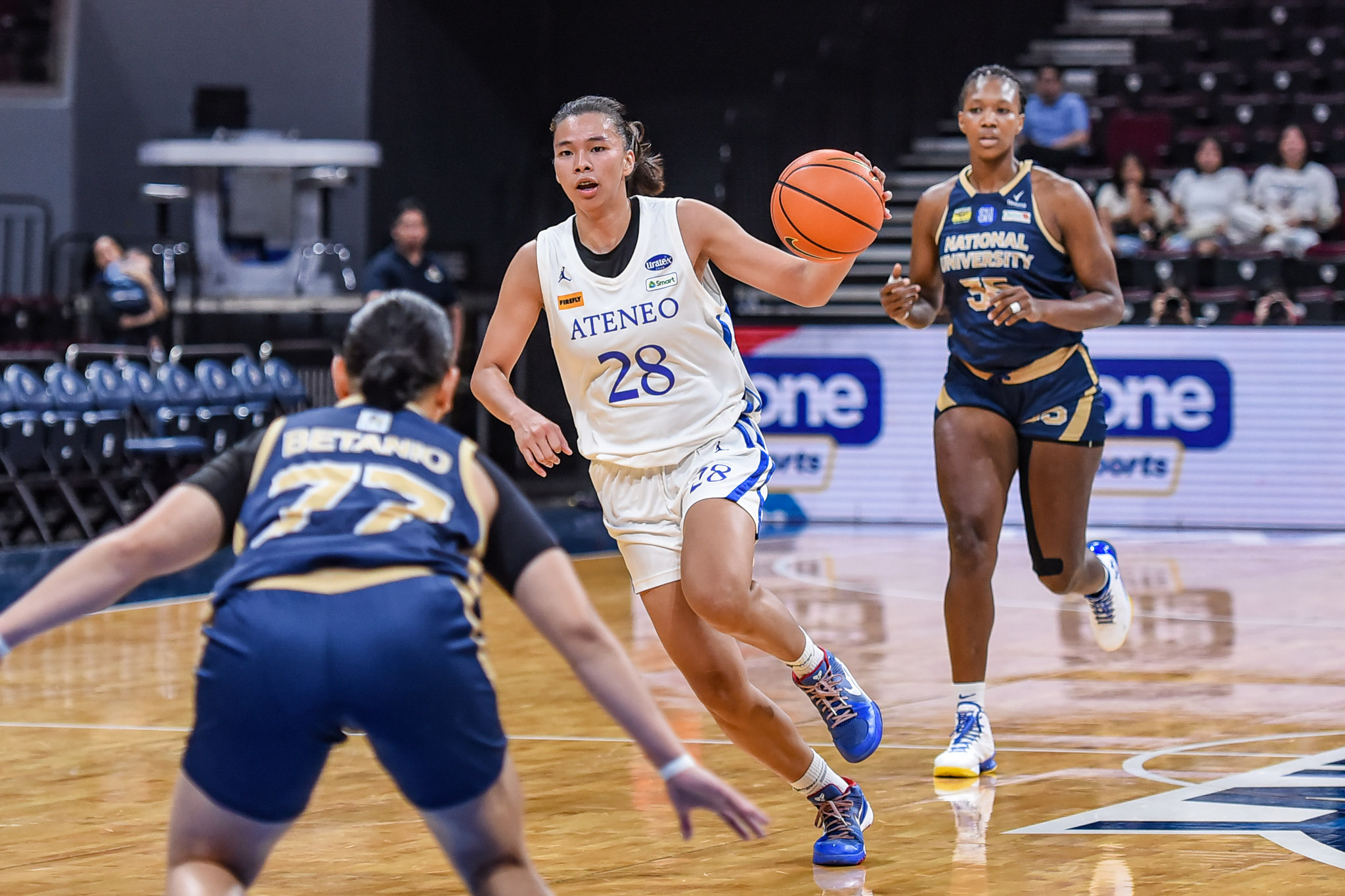 UAAP-87-WBB-NU-vs.-ADMU-Kacey-Dela-Rosa-1102 UAAP Women's Basketball: NU overcomes gritty Ateneo, sweeps first round ADMU Basketball News NU UAAP - philippine sports news