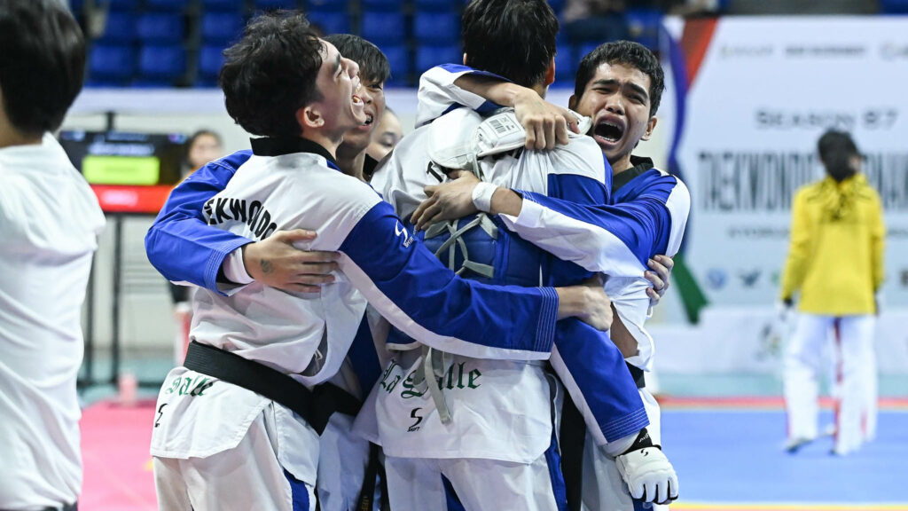 La Salle dethrones NU, captures UAAP Men's Taekwondo title
