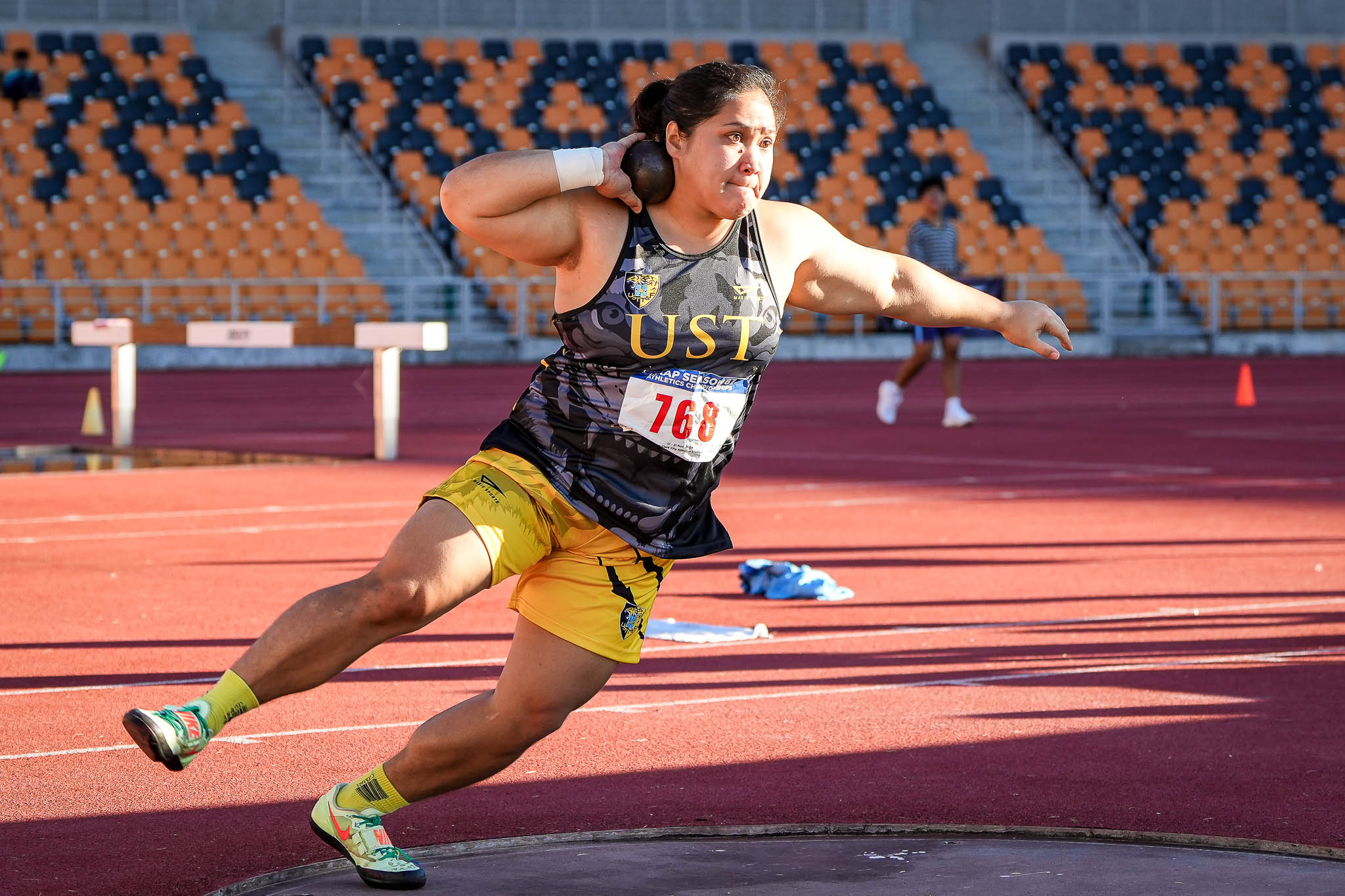 UAAP-S87-Athletics-Jamela-De-Asis-USTATENEO-06279 FEU ends six-year drought with dominant UAAP Women’s Athletics title ADMU AdU DLSU FEU News NU Track & Field UAAP UE UP UST - philippine sports news