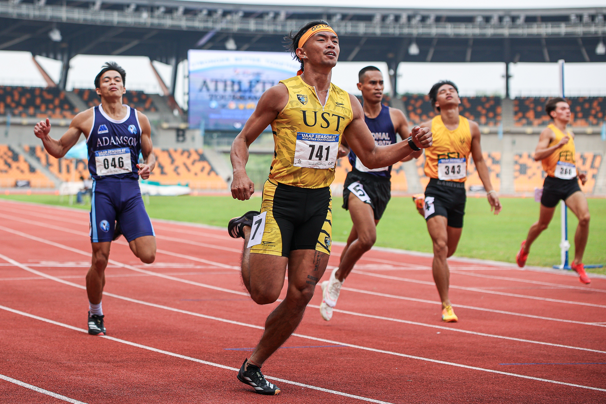 UAAP-S87-Athletics-Johnpaul-Araneta-3888 UAAP Collegiate Athletics: Clint Nino Neri leaps UP to the top, defends long jump crown ADMU AdU DLSU FEU News NU Track & Field UAAP UE UP UST - philippine sports news