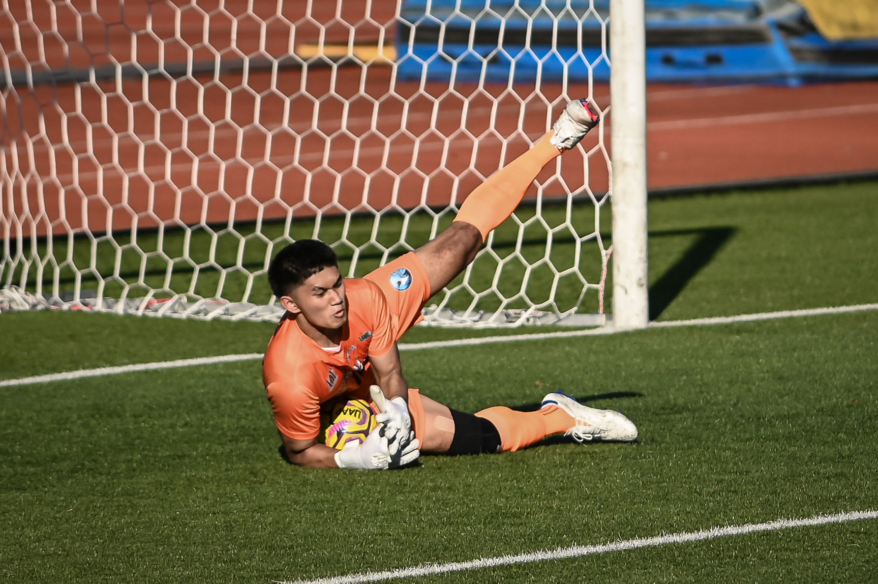 UAAP87-MFB-Christian-Jed-Lauron-4990 UAAP Men's Football: Macky Tobias strike lifts UP over Adamson to clinch semis berth AdU Football News UAAP UP - philippine sports news