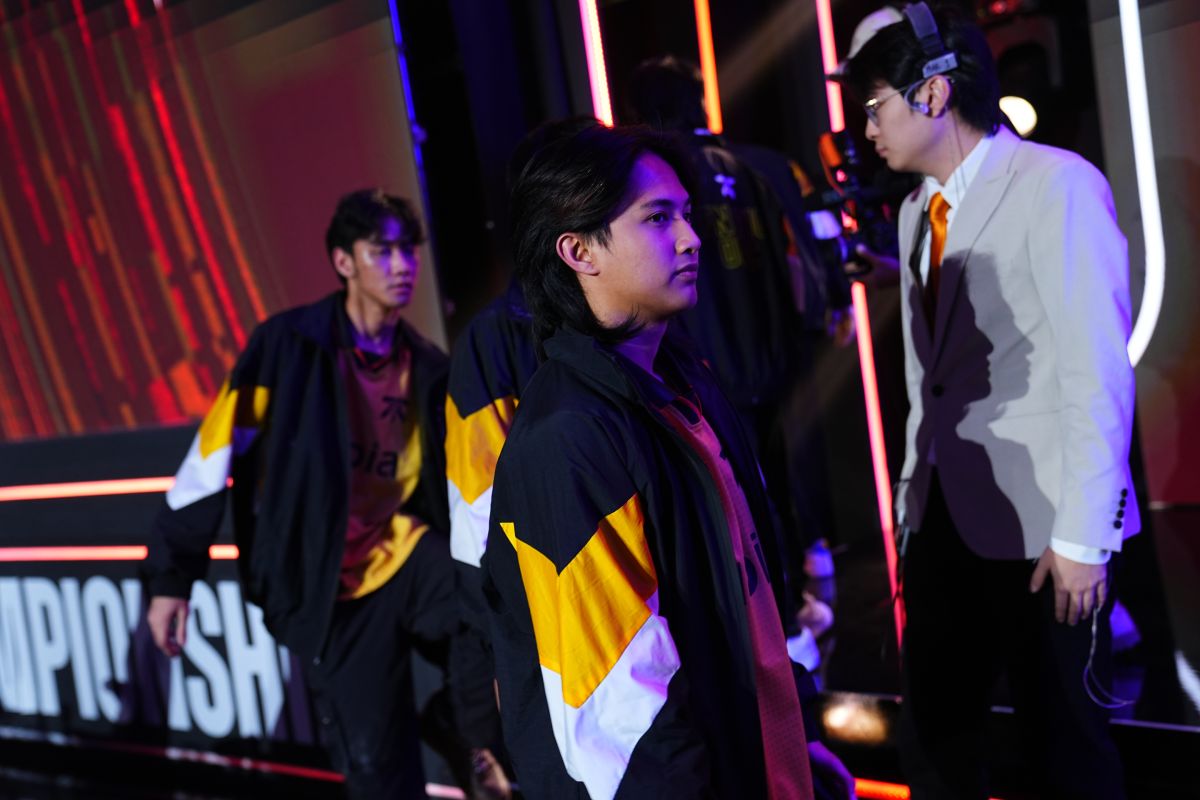 M6-Fnatic-ONIC-Kelra-2 Ynot, Kelra keep focus: 'Job’s not finished' for Fnatic ONIC at M6 ESports Mobile Legends MPL-PH News - philippine sports news