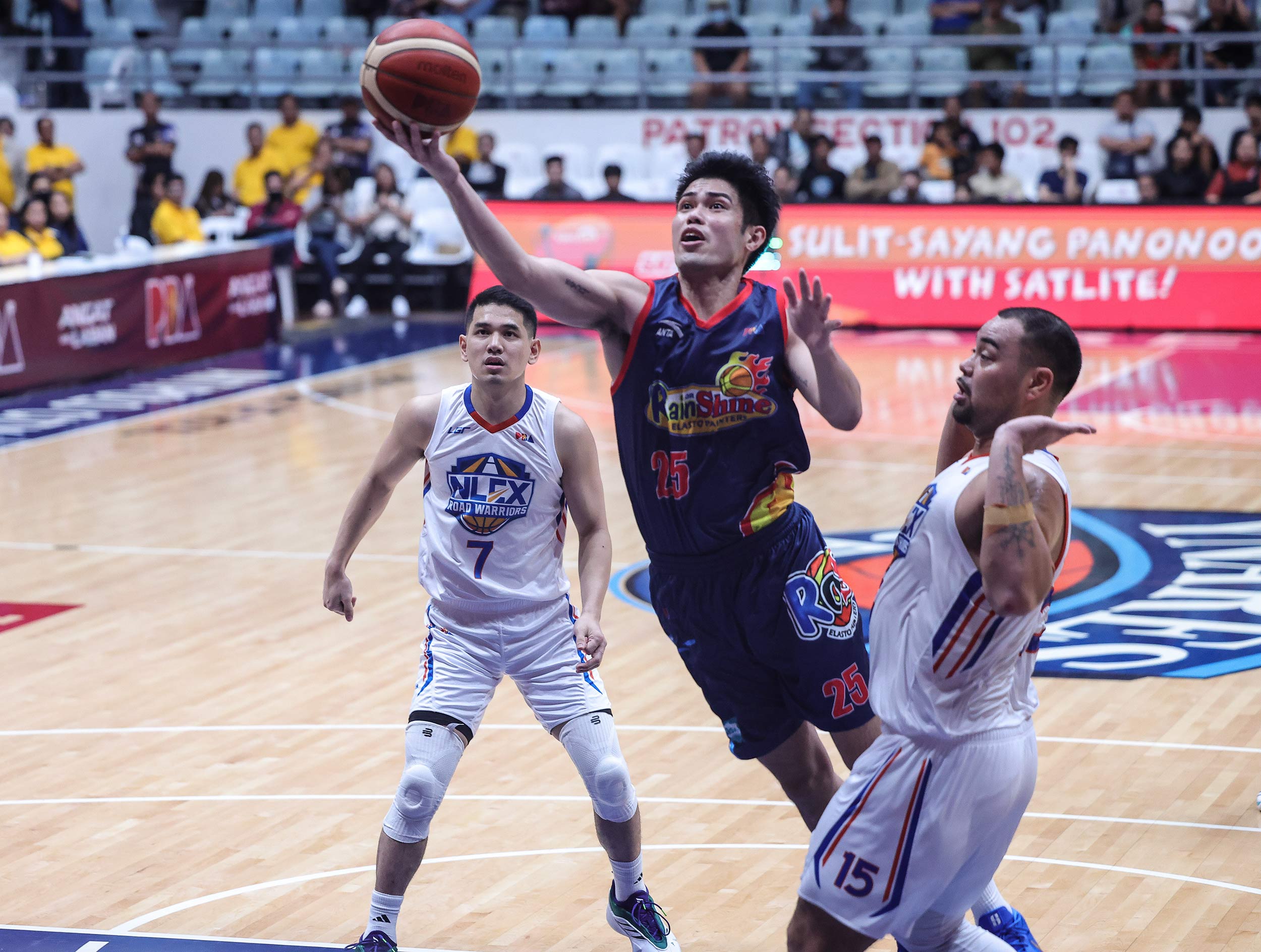 2024-25-PBA-Commissioners-Cup-Rain-or-Shine-vs-NLEX-Santi-Santillan Bolick's 40-point double-double powers NLEX past Rain or Shine to stay in PBA playoff hunt Basketball News PBA - philippine sports news