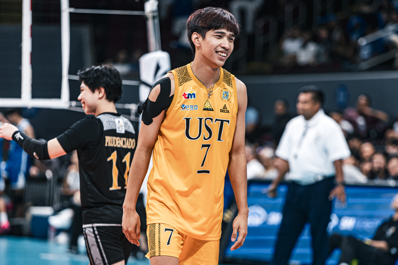UAAP-87-MVB-NU-vs.-UP-Duxe-Yambao-2 Bella Belen on pace for third UAAP women's volleyball MVP, Ken Batas leads men's charts ADMU AdU DLSU FEU News NU UAAP UST Volleyball - philippine sports news