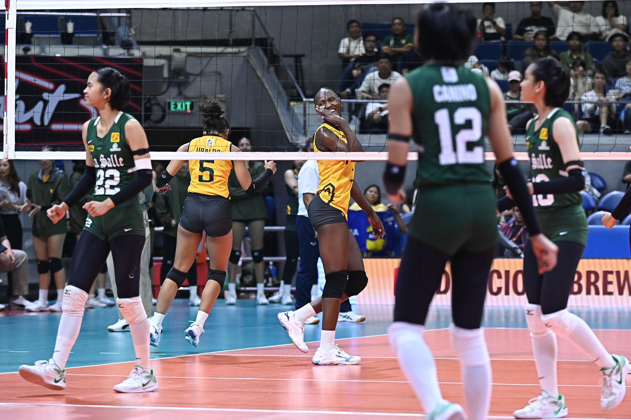 UAAP-87-WVB-FEU-vs.-DLSU-Faida-Bakanke-2887 La Salle edges FEU in tense sweep to gain solo third in UAAP Women's Volleyball DLSU FEU News UAAP Volleyball - philippine sports news