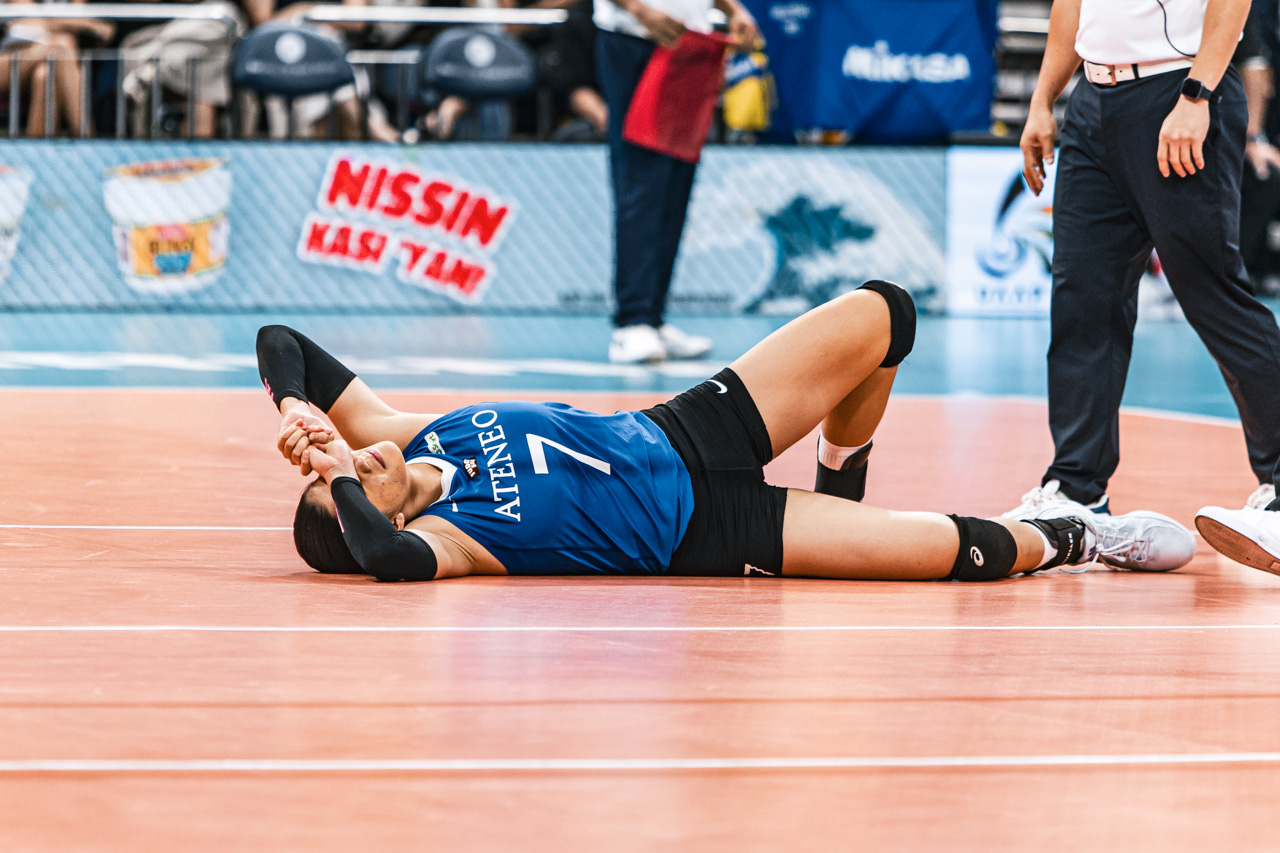 UAAP-87-WVB-UST-vs.-ADMU-Sophie-Buena-1 Sobe Buena sidelined with ACL injury ADMU News UAAP Volleyball - philippine sports news