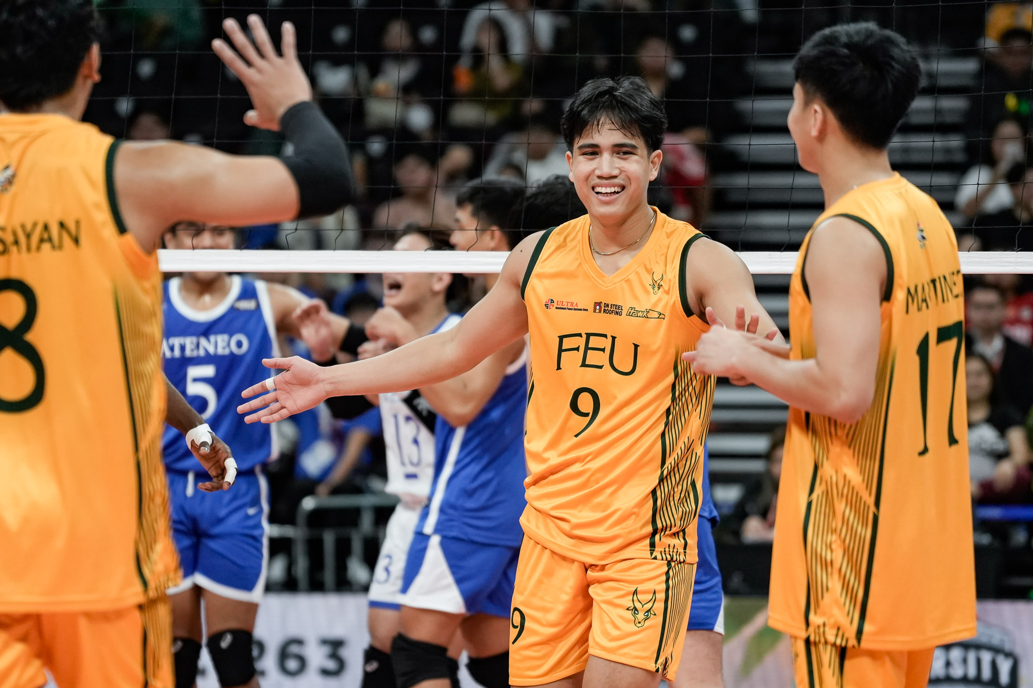 UAAP87-Volleyball-Dryx-Saavedra-9040 Bella Belen on pace for third UAAP women's volleyball MVP, Ken Batas leads men's charts ADMU AdU DLSU FEU News NU UAAP UST Volleyball - philippine sports news