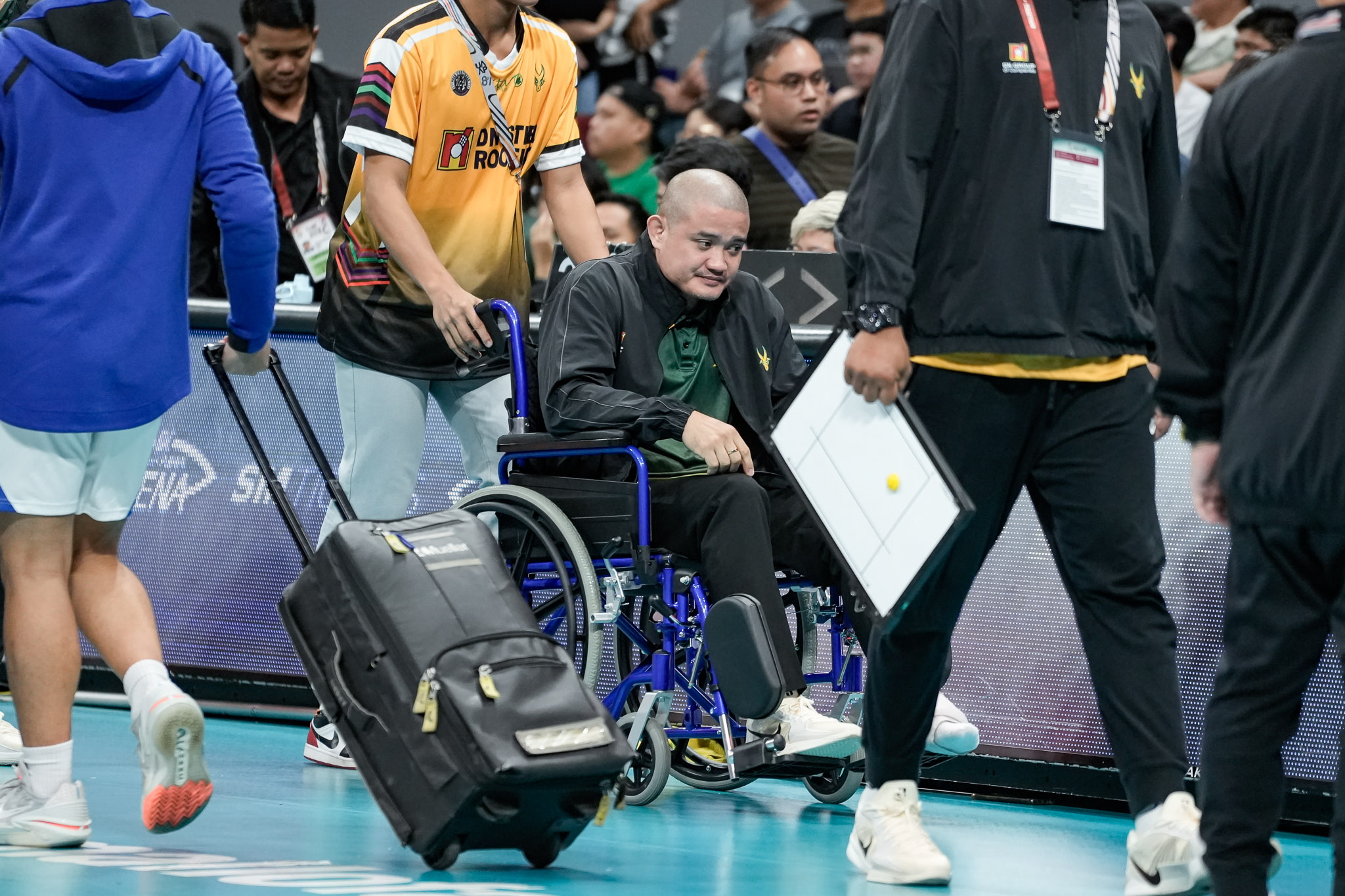 UAAP87-Volleyball-Eddieson-Orcullo-9075 Before facing Ateneo, FEU fought illness, coach's injury — and won both battles FEU Football News UAAP - philippine sports news