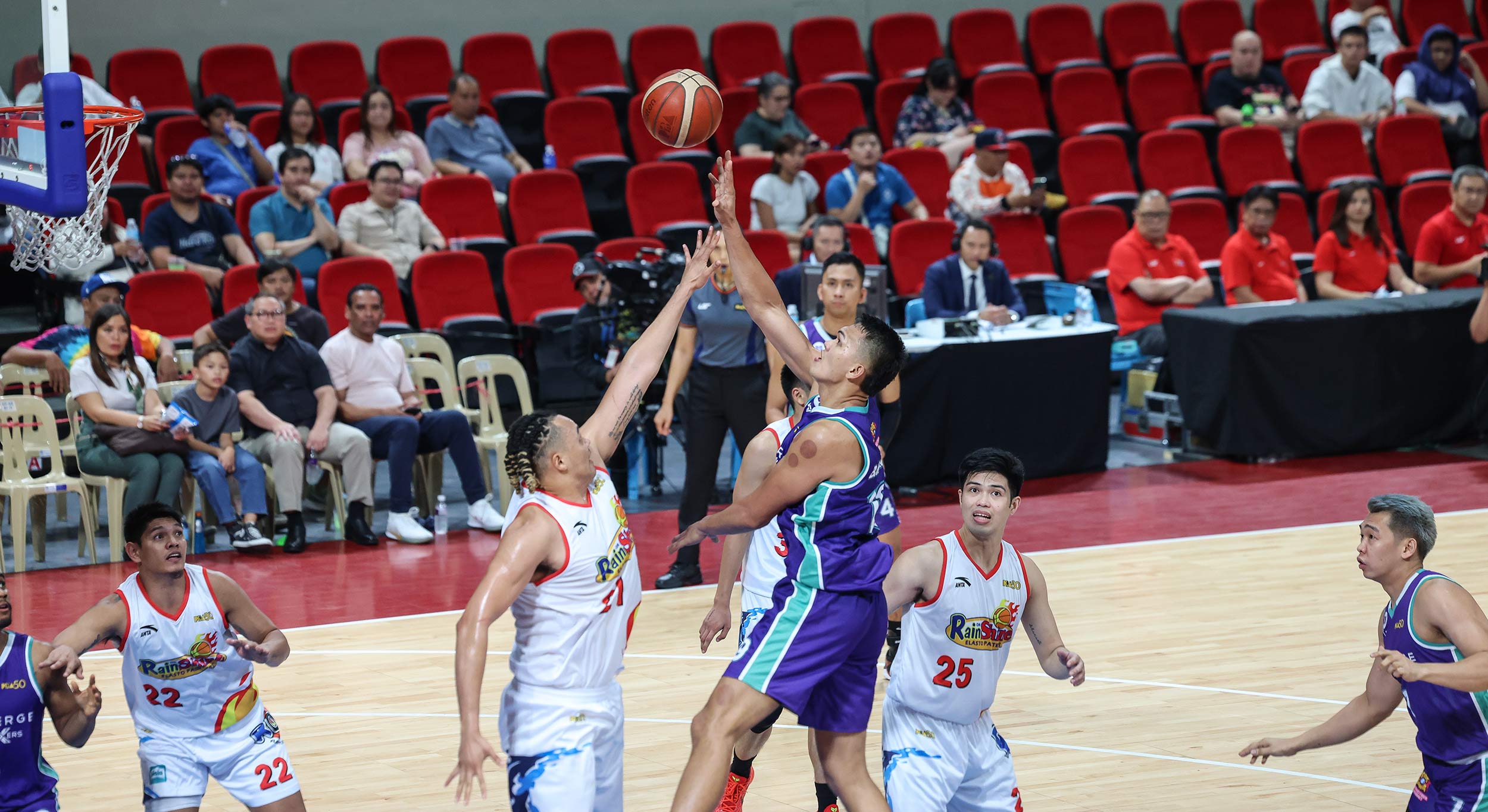 2025-PBA-Philippine-Cup-Converge-vs-Rain-or-Shine-Justine-Baltazar Justine Baltazar focuses on defense, not stats, in battle vs Santi Santillan Basketball News PBA - philippine sports news