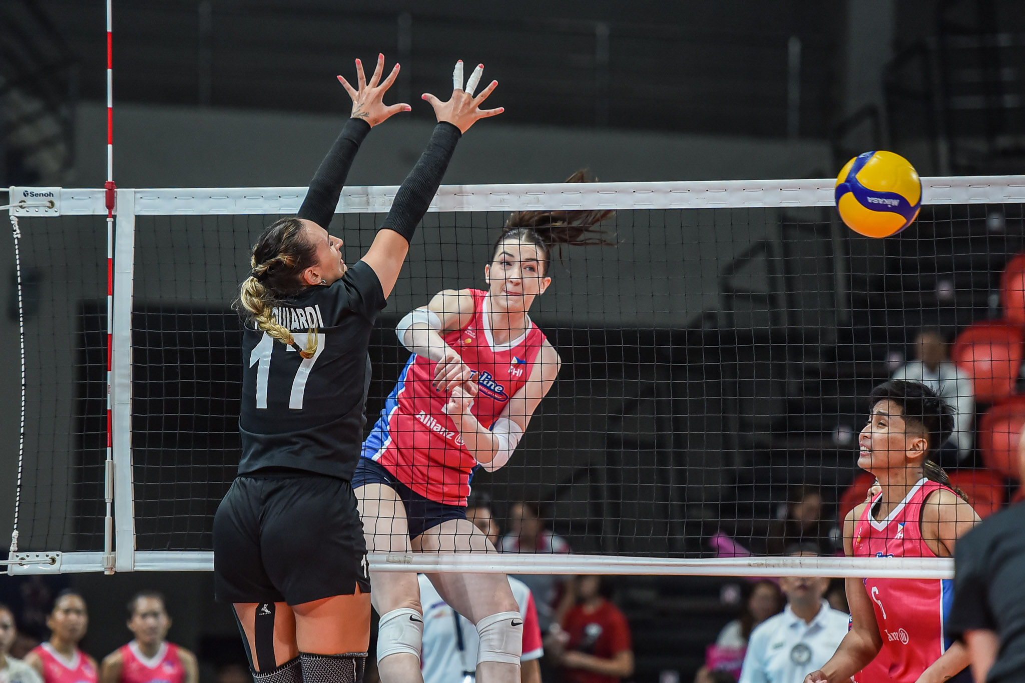 AVC-Womens-Champions-League-2025-Creamline-vs.-Al-Naser-Erica-Staunton-2073 Staunton leads Creamline to dominant AVC Champions League debut vs Al Naser 2025 AVC Women's Champions League News PVL Volleyball - philippine sports news