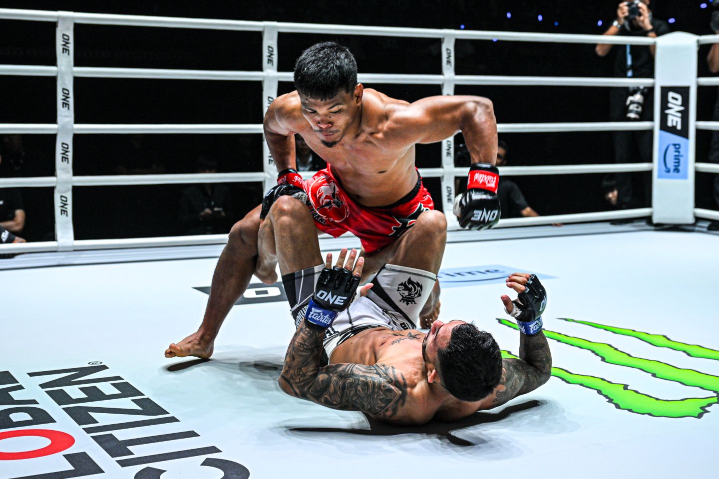 ONE-Fight-Night-30-Carlo-Bumina-Ang-def-Mauro-Mastromarini Carlo Bumina-ang bulldozes Argentinian foe at ONE Fight Night 30 Mixed Martial Arts News ONE Championship - philippine sports news