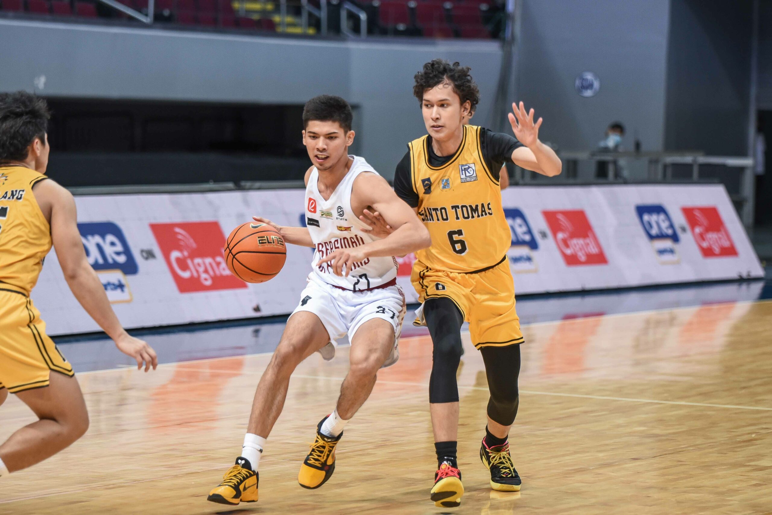 UAAP84-Mens-Basketball-UP-vs-UST-CJ-Cansino-Jordi-Gomez-De-Liano-scaled GDL bros commit to San Sebastian Basketball NCAA News SSC-R - philippine sports news