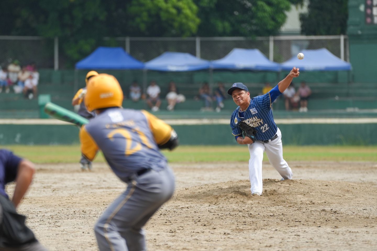 UAAP87-Baseball-De-Guzman-1 UST stuns NU with epic 8-run rally to hand Bulldogs first loss in UAAP baseball Baseball News NU UAAP UST - philippine sports news