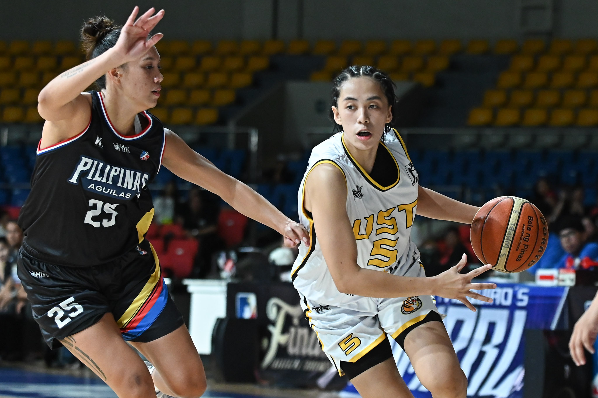 WMPBL-2025-UST-vs.-Aguilas-Kent-Pastrana-4915 Kent Pastrana beams with pride as UST young guns step up in WMPBL Finals Game 2 Basketball News UST WMPBL - philippine sports news
