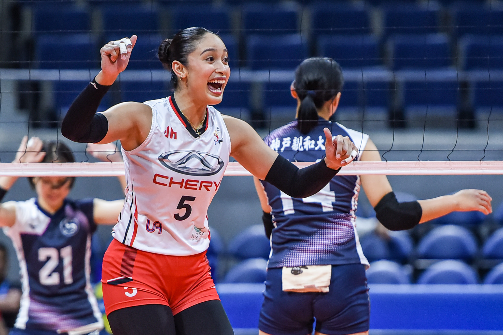 PVL-INV-25-Chery-Tiggo-vs.-Kobe-Shinwa-Imee-Hernandez-0980 Komatsuda’s 30-point explosion lifts Kobe Shinwa past Chery Tiggo into PVL Final News PVL Volleyball - philippine sports news