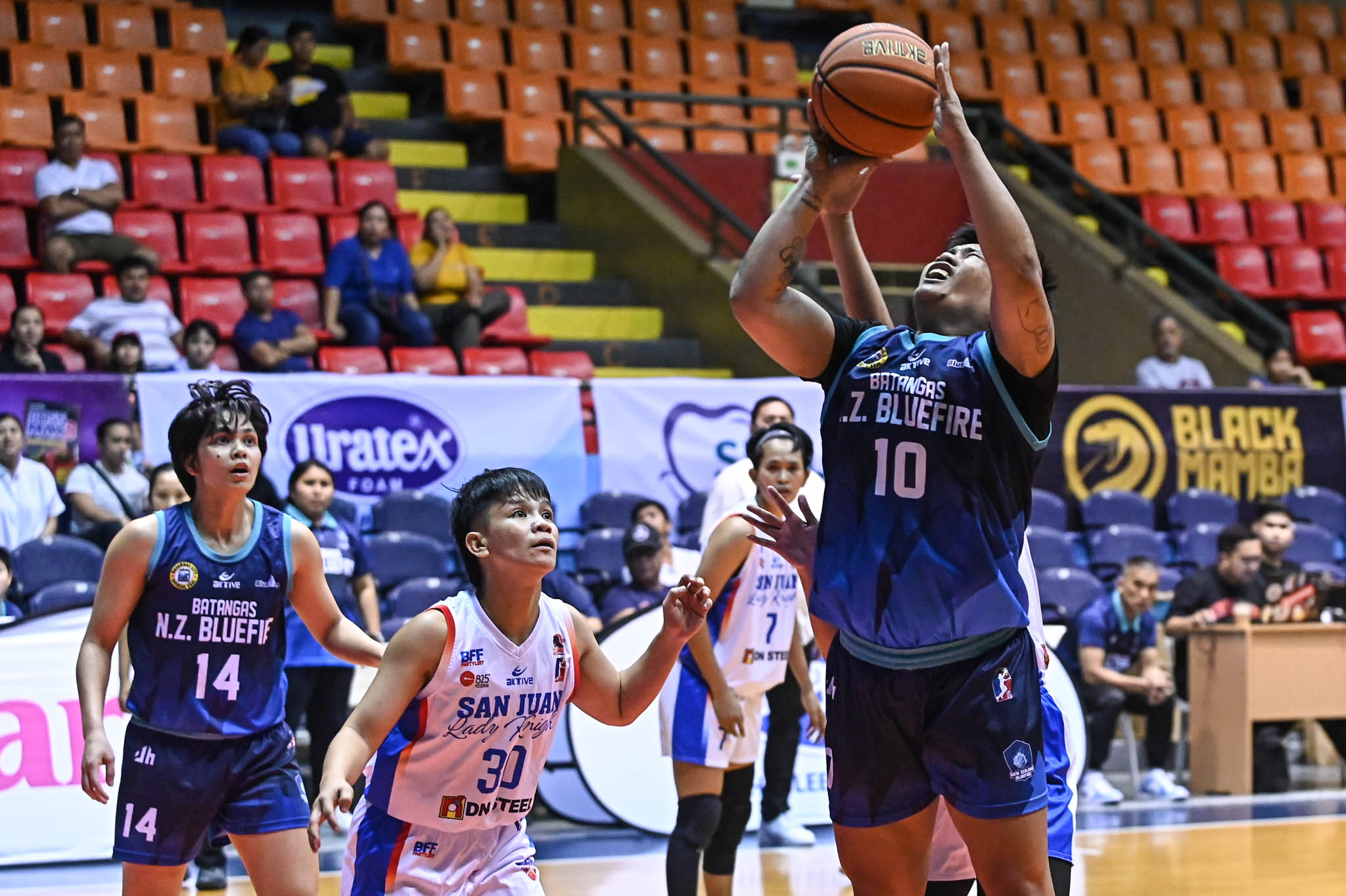 WMBPL-25-1st-Reg-Batangas-vs.-San-Juan-Snow-Penaranda-7130 Diane Pedregosa nails winner as San Juan snaps skid, ties NZ Bluefire at WMPBL helm Basketball News WMPBL - philippine sports news
