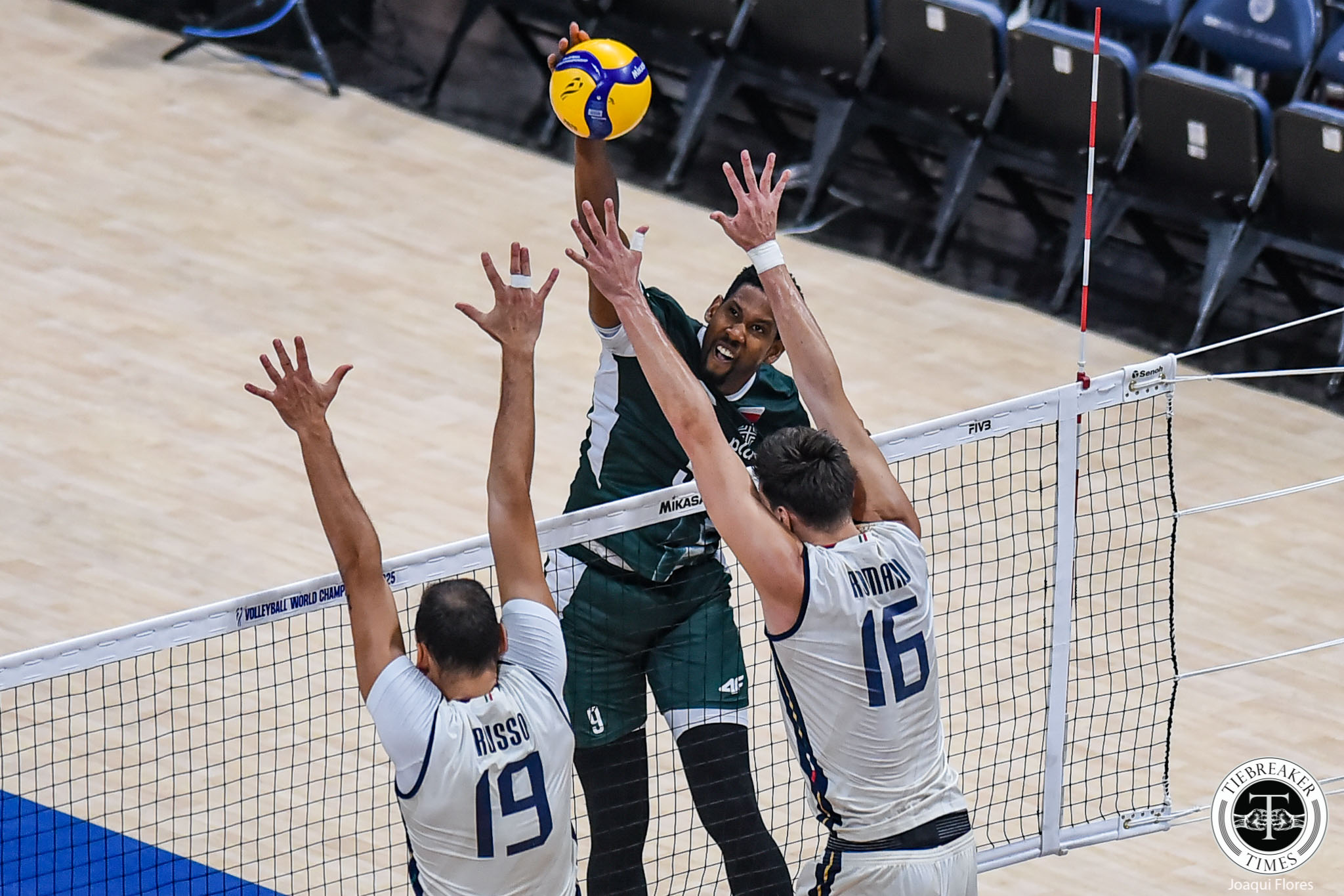 FIVB-MWCH-Bulgaria-vs.-Czechia-Wilfredo-Leon-5280 Italy overpowers Poland to reach second straight Men's World Championship Final 2025 FIVB World Men’s Championship News Volleyball - philippine sports news