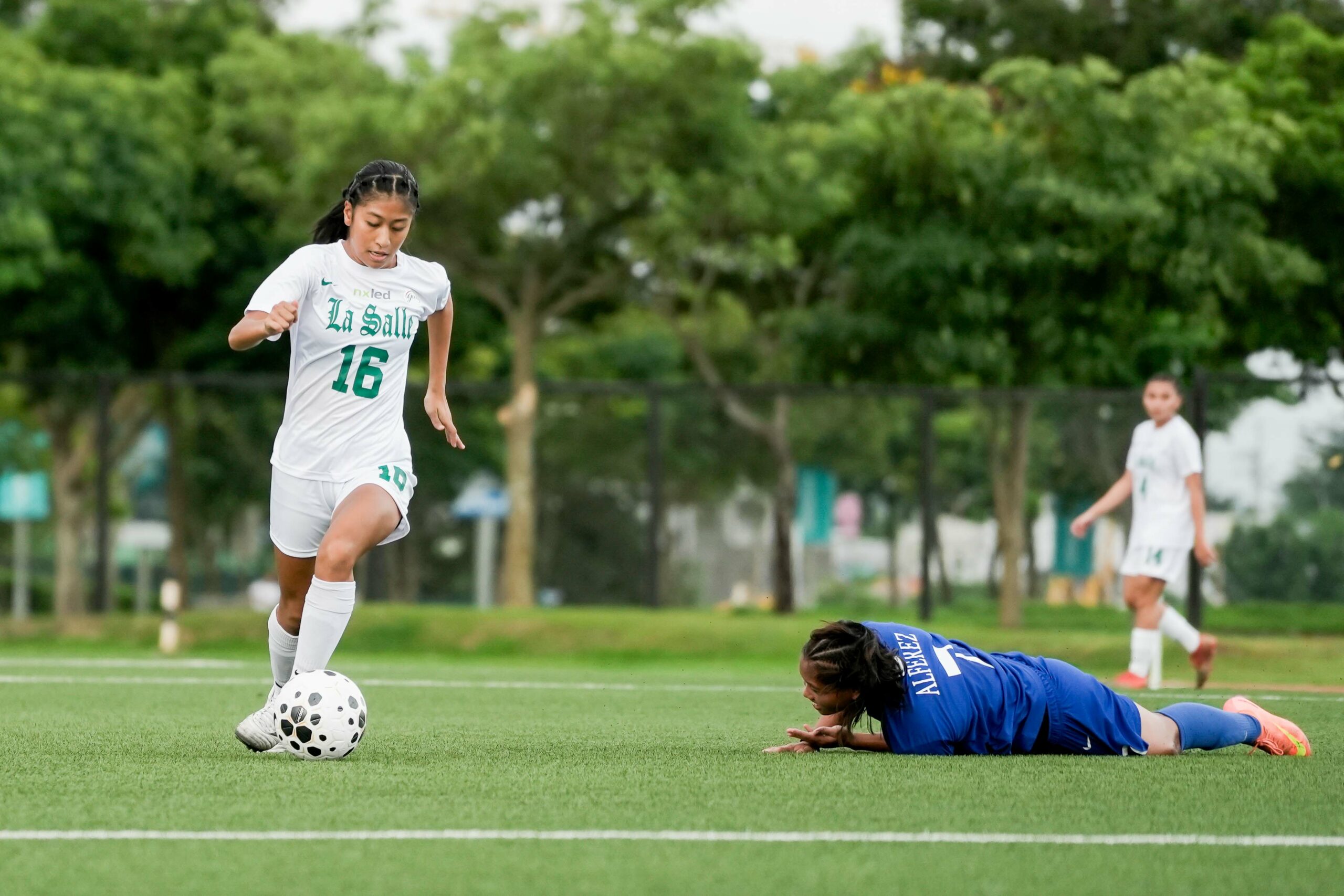 UAAP-Season-88-Football-DANI-TANJANGCO-3664-scaled Elisha Lubiano header enough La Salle edges past Ateneo to open UAAP Women's Football ADMU DLSU Football News UAAP - philippine sports news