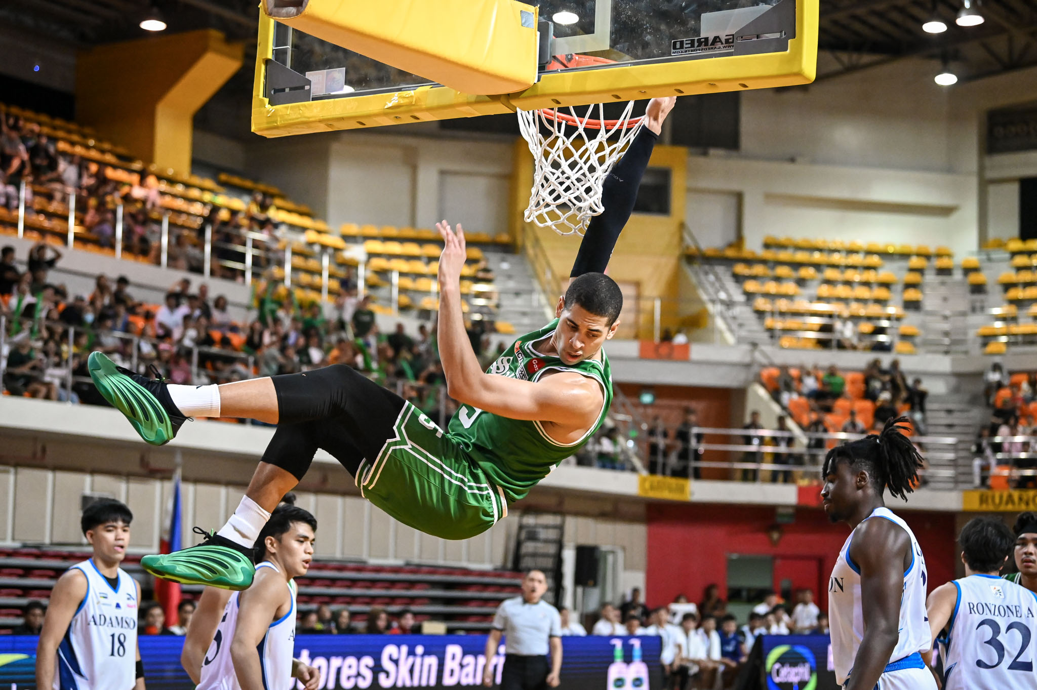 UAAP88-MBB-Mike-Phillips-8178 Jacob Cortez returns to UST, leads La Salle past Adamson to start UAAP Men's Basketball redemption AdU Basketball DLSU News UAAP - philippine sports news