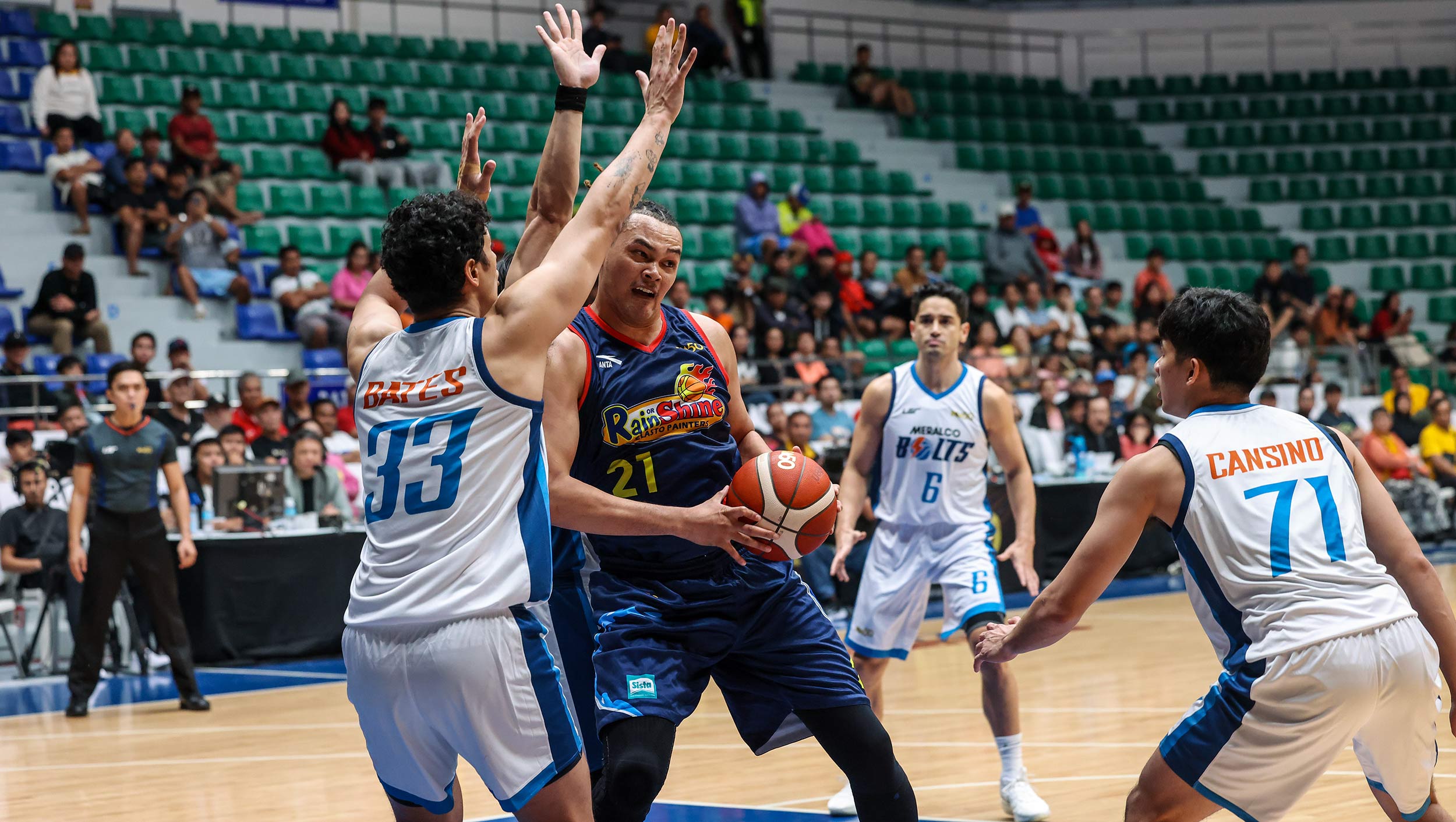 2025-26-PBA-Philippine-Cup-Rain-or-Shine-vs-Meralco-Keith-Datu PBA: Gabe Norwood refuses to fade as Rain or Shine escapes Meralco in OT Basketball News PBA - philippine sports news