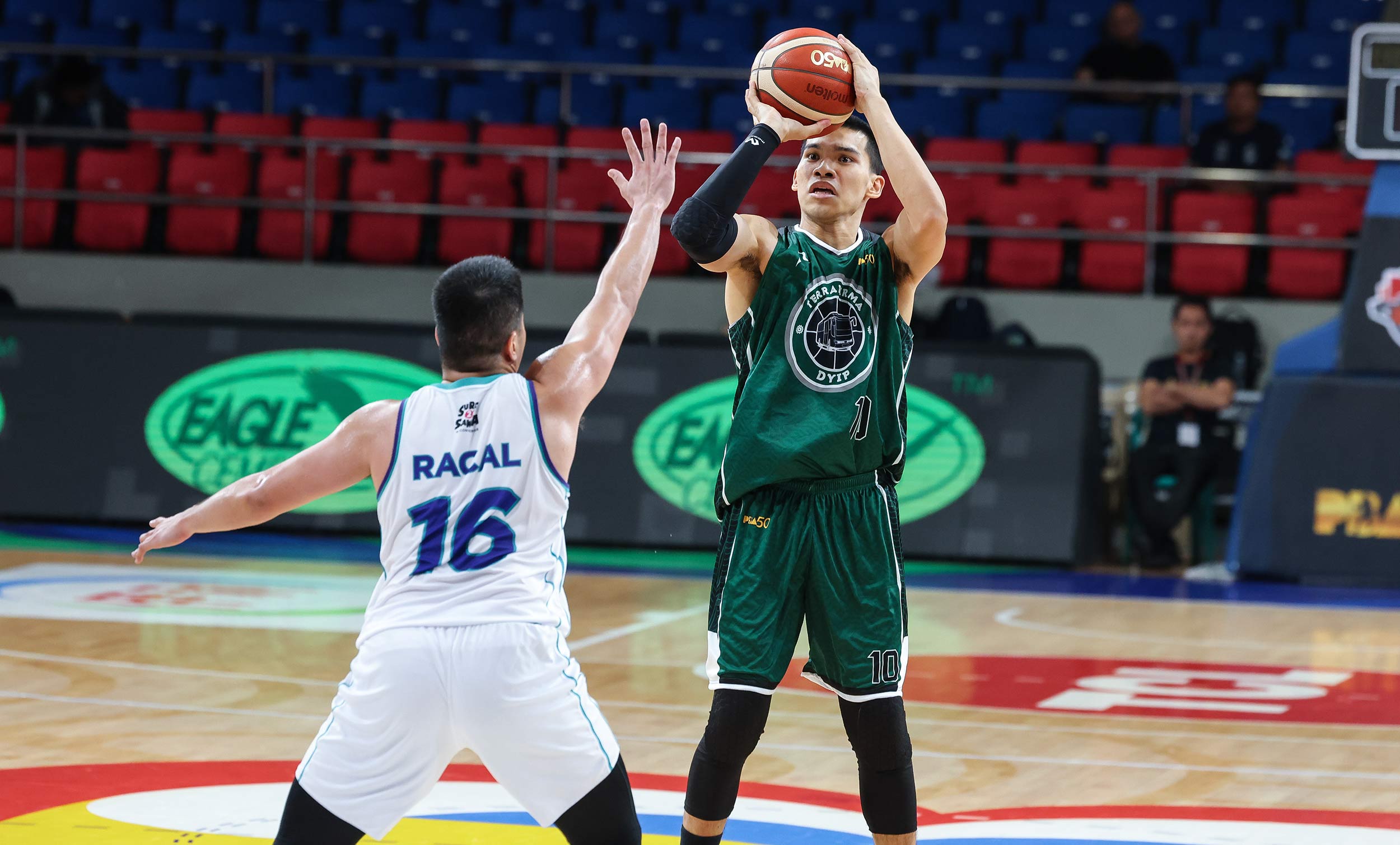 2025-26-PBA-Philippine-Cup-Terrafirma-vs-Converge-Aljon-Mariano Converge’s barrage blows out Terrafirma to bounce back in PBA Basketball News PBA - philippine sports news