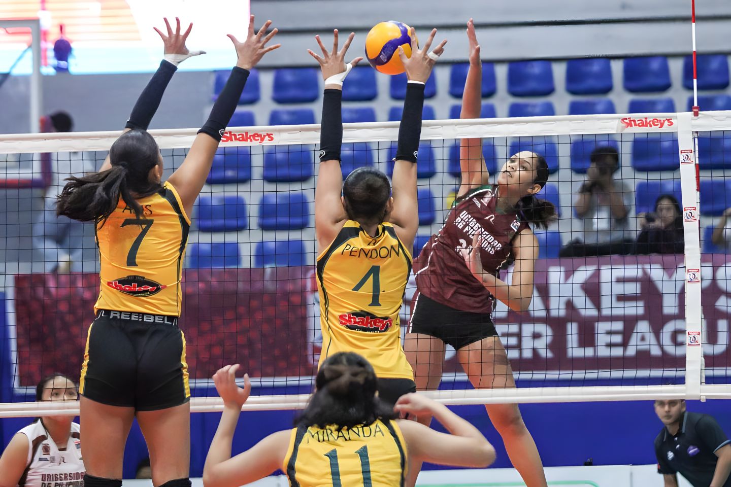 2025-SSL-UP-vs-FEU-Casiey-Dongallo NU-UST, DLSU-FEU clash headline UAAP Collegiate Volleyball opening weekend ADMU AdU DLSU FEU News NU UAAP UE UP UST Volleyball - philippine sports news