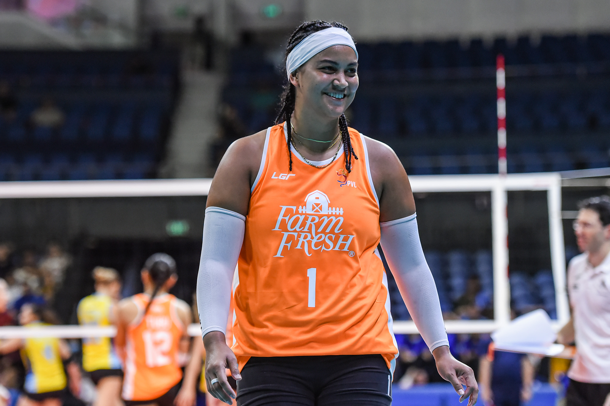 PVL-RC-25-Farm-Fresh-vs.-Capital1-Alohi-Robins-Hardy-9025 Farm Fresh rolls past Capital1 for third straight PVL win behind Rosseaux’s 36 News PVL Volleyball - philippine sports news