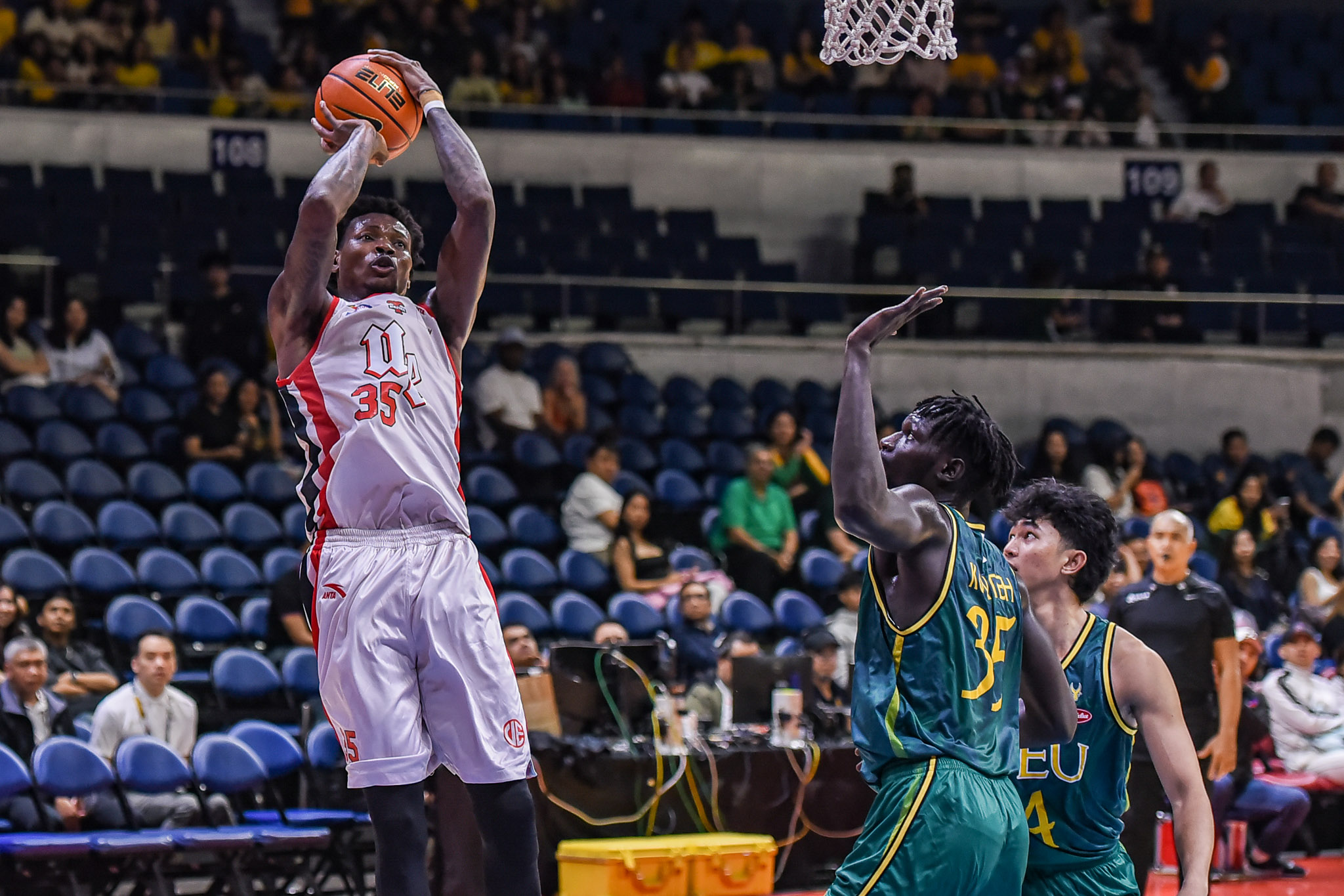 UAAP-88-MBB-FEU-vs.-UE-Precious-Momowei-6144 FEU ends two-game slide, leaves short-handed UE winless in UAAP Men's Basketball Basketball FEU News UAAP UE - philippine sports news