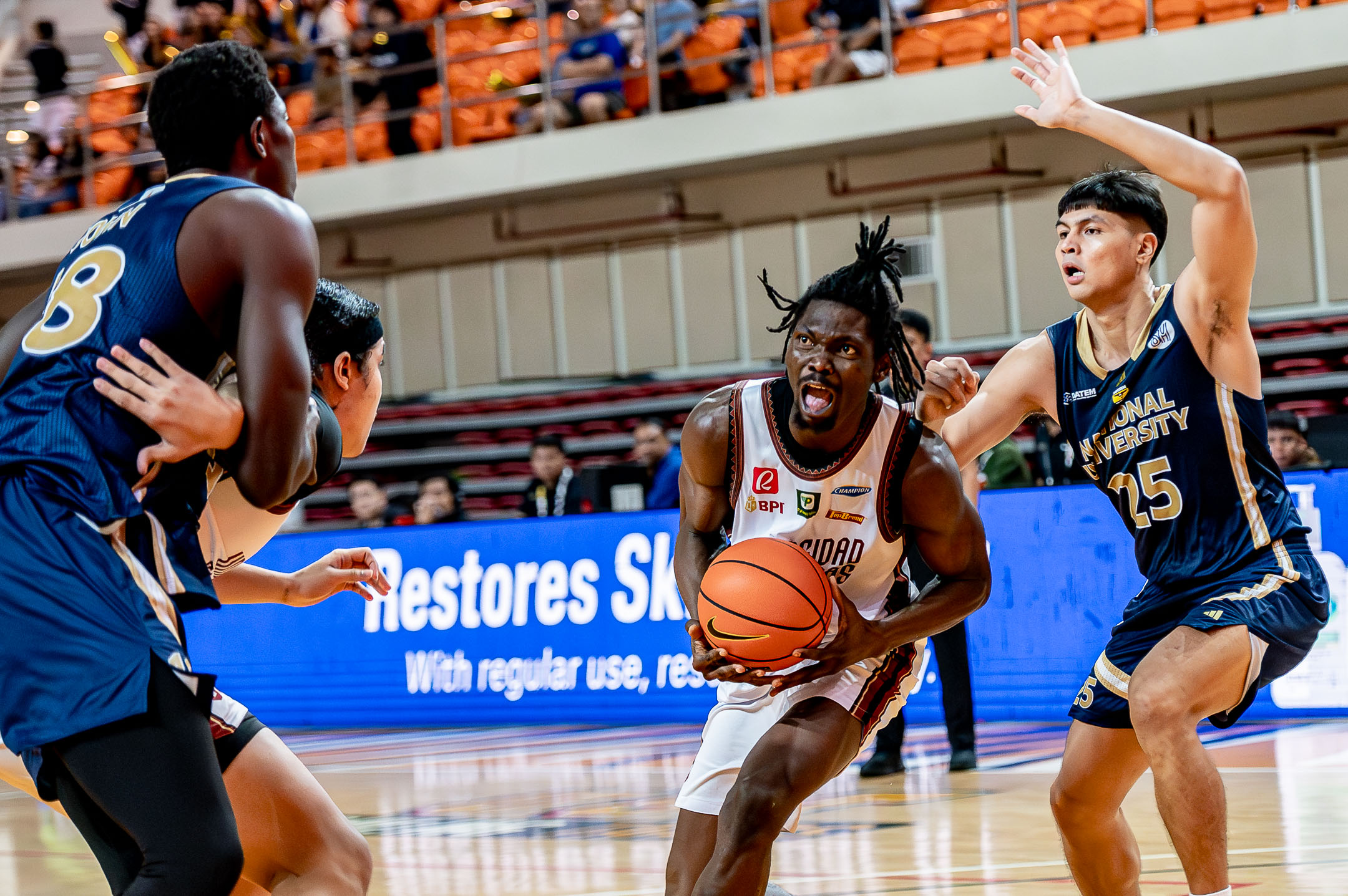UAAP-S88-MBB-UP-vs.-NU-Francis-Nnoruka-1651-2 UAAP Men's Basketball: Yniguez ignites UP comeback, powers Maroons past unbeaten NU Basketball News NU UAAP UP - philippine sports news