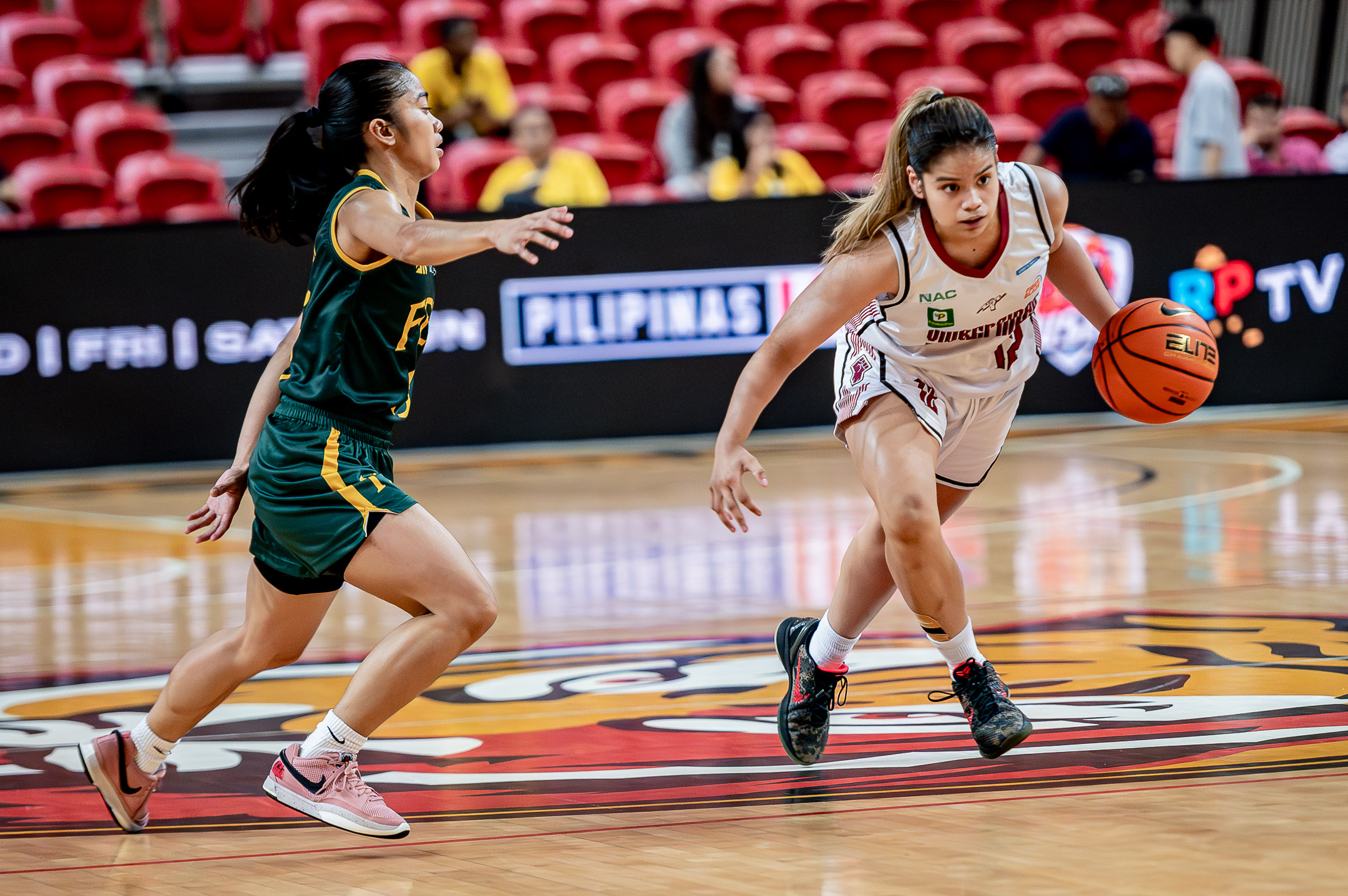 UAAP-S88-WBB-FEU-vs.-UP-Camille-Nolasco-1932-3 Abatayo, Espanol lead FEU to big win over UP, rise to 4th in UAAP Women's Basketball Basketball FEU News UAAP UP - philippine sports news