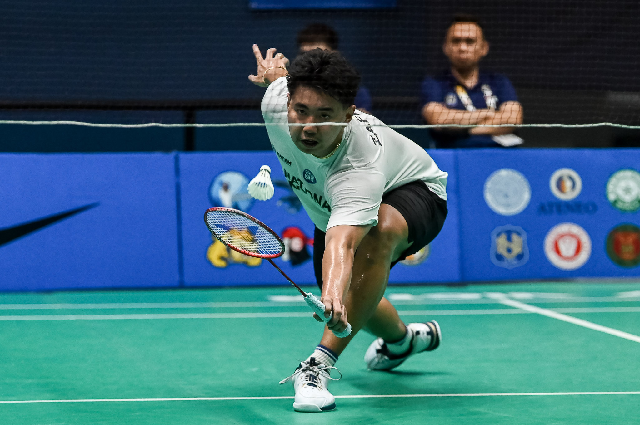 UAAP-Season-88-Badminton-Lanz-Ralf-U-Zafra-4940 Ateneo completes perfect 7-0 UAAP Men's Badminton season in historic 'Battle of Katipunan' finals ADMU Badminton DLSU News NU UAAP UP - philippine sports news