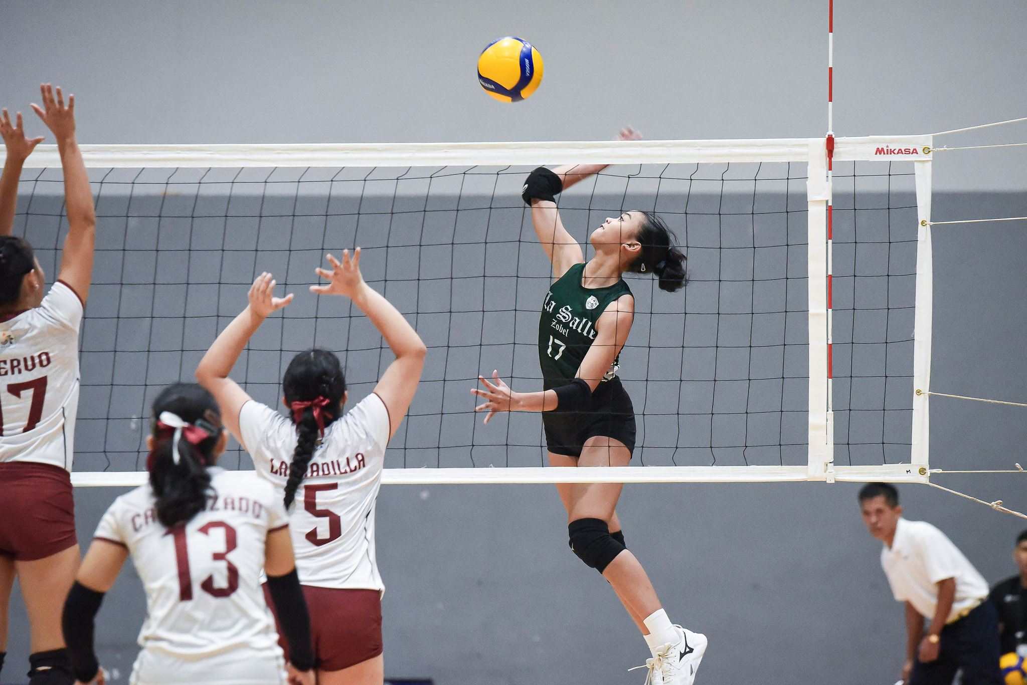 UAAP88-HSGVB-Celada-Kylie-Rianzhel-8274 Adamson holds nerve against NU, completes UAAP Girls Volleyball first round sweep ADMU AdU DLSU FEU News NU UAAP UE UP UST Volleyball - philippine sports news