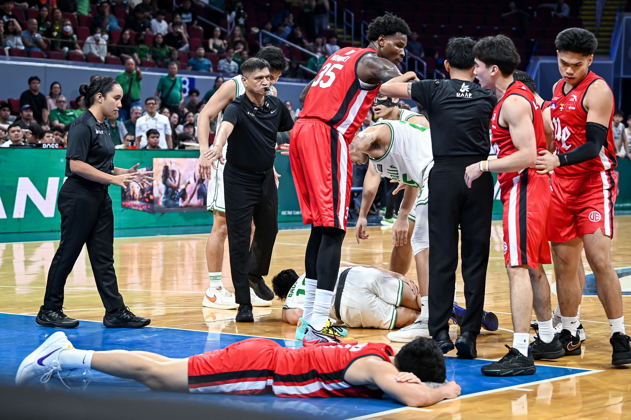 UAAP88-MBB-REF-ROSELLE-PONTING-7279 UAAP ref shares pain of being called ‘idiot’: 'It cut deeper than anyone could imagine' Basketball News UAAP - philippine sports news
