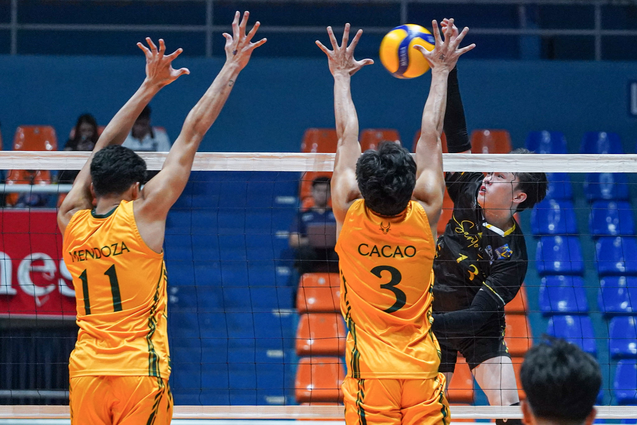 VL2025-MVT-FEU-vs-UST_UST_YBANEZ-Josh-07654 Unsure if it’s his last year, Josh Ybanez plans to make most of senior year at UST News UST V-League Volleyball - philippine sports news