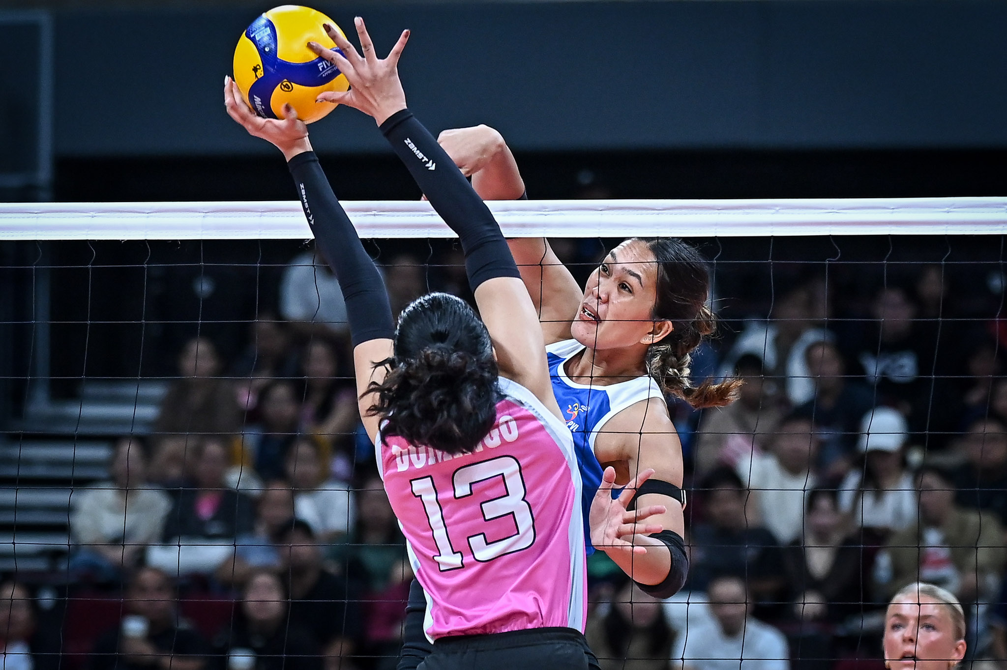 PVL-RC-25-Akari-vs.-Zus-Riza-Nogales-3669 ZUS Coffee completes perfect 5-0 run in PVL Reinforced Conference News PVL Volleyball - philippine sports news